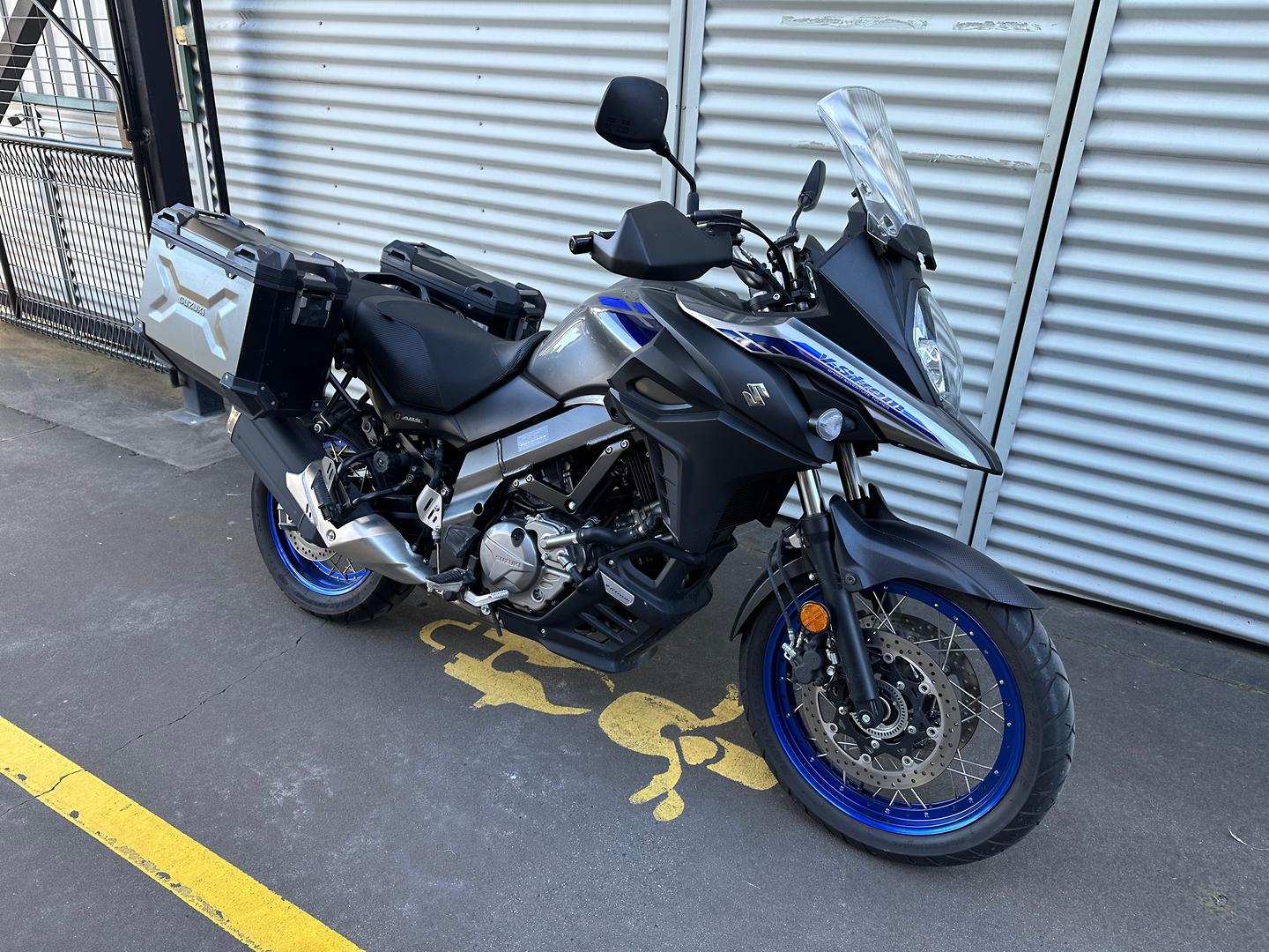 2021 SUZUKI V-STROM 650XT LAMS (DL650XAUE) DUAL SPORTS