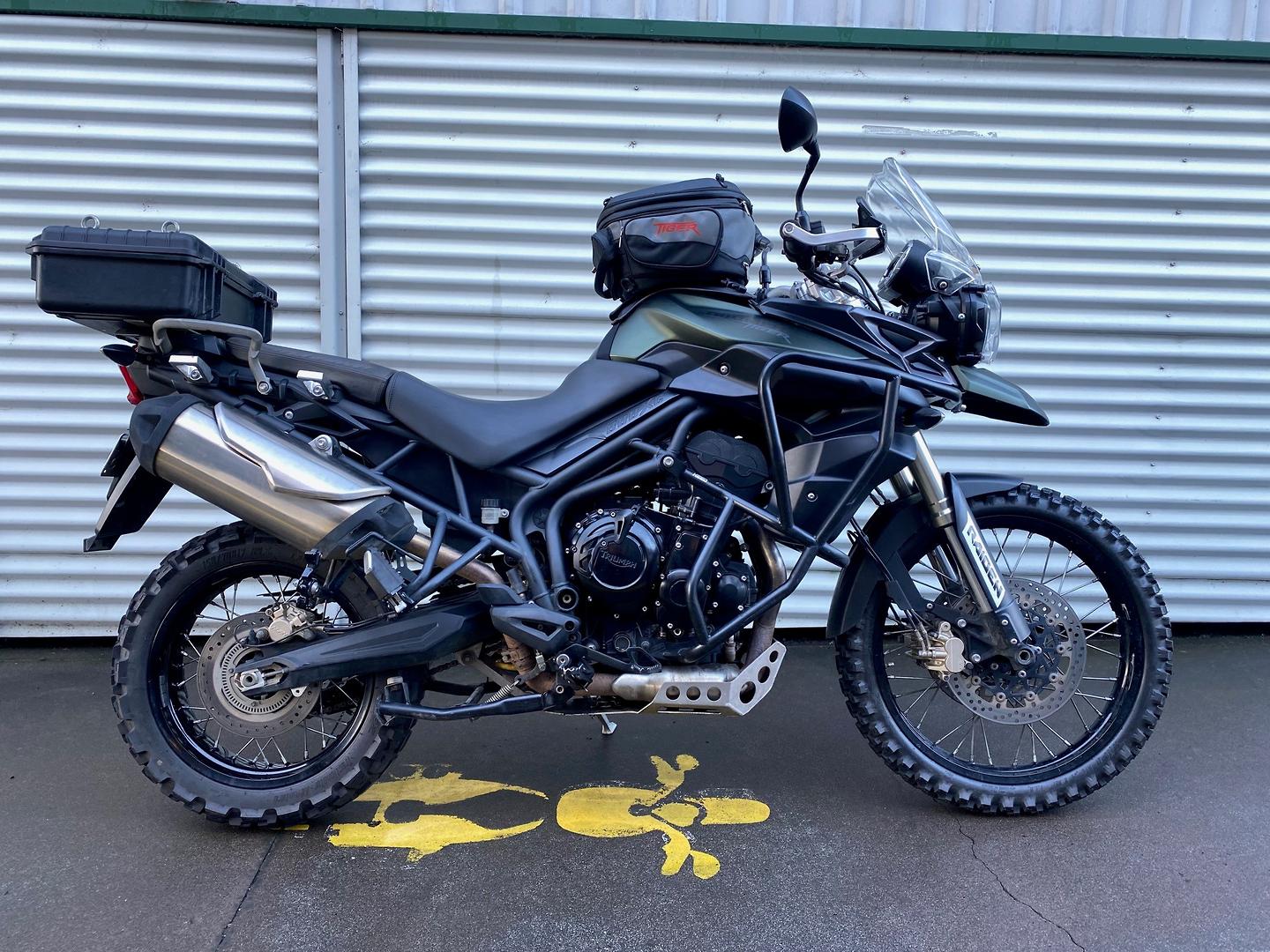 2013 TRIUMPH TIGER 800 XC ABS DUAL SPORTS
