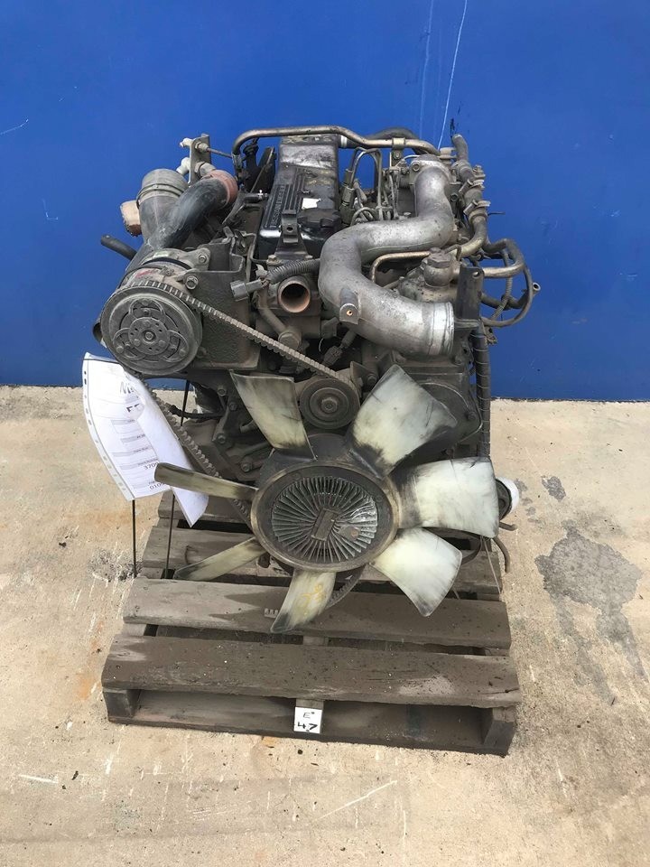 NISSAN UD FD46T PARTS ENGINE