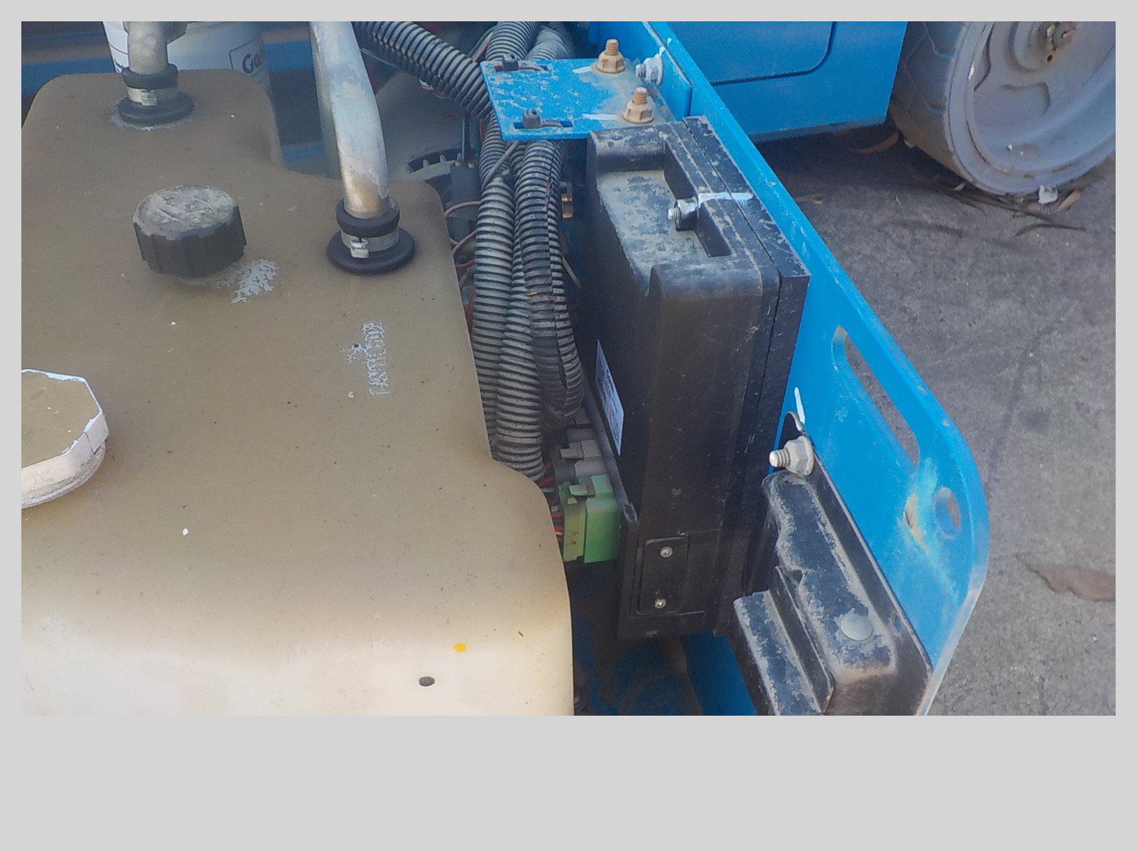 SKYJACK SJ1113219 LIFT/ELEVATOR PERSONNEL LIFT