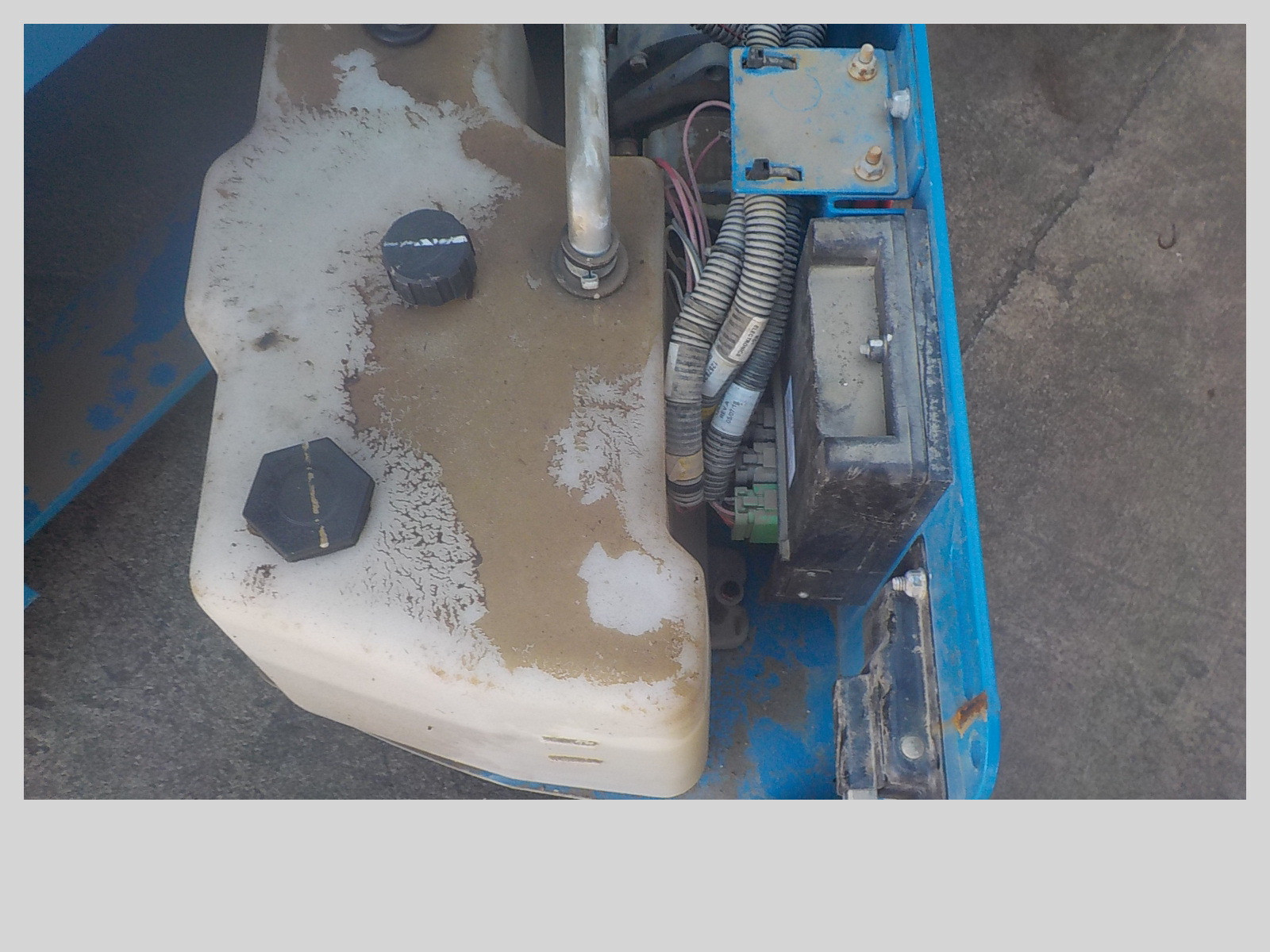 SKYJACK SJ1113219 LIFT/ELEVATOR PERSONNEL LIFT
