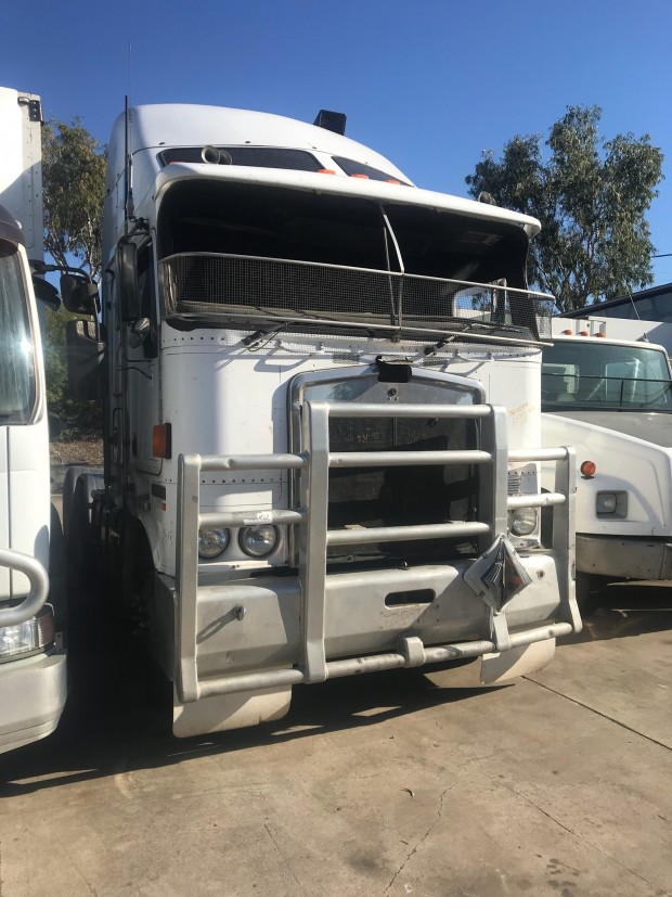 2003 KENWORTH K104 MANUAL PRIMEMOVER