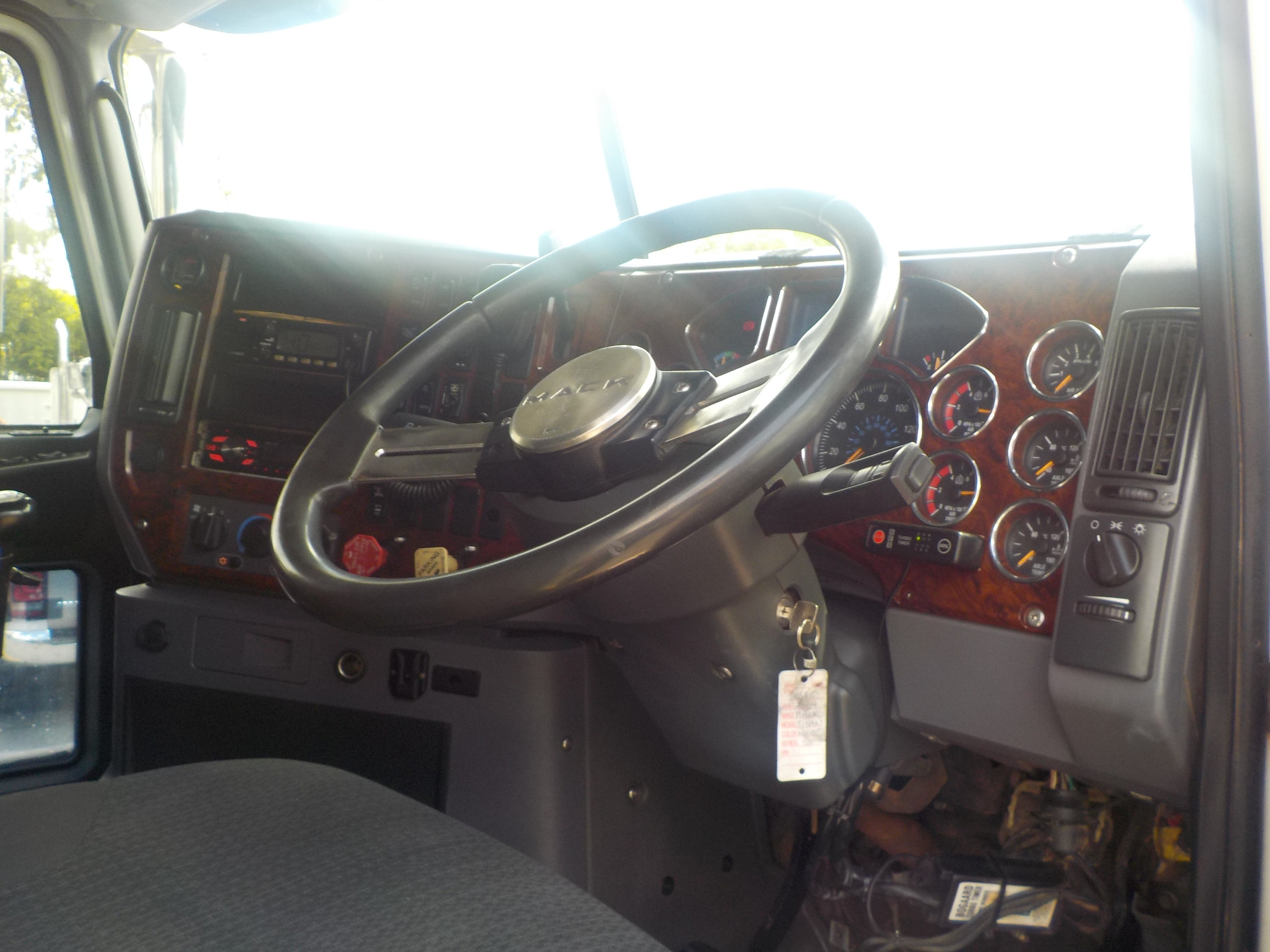 2009 MACK TITAN CXX TITAN TRUCK MANUAL PRIMEMOVER