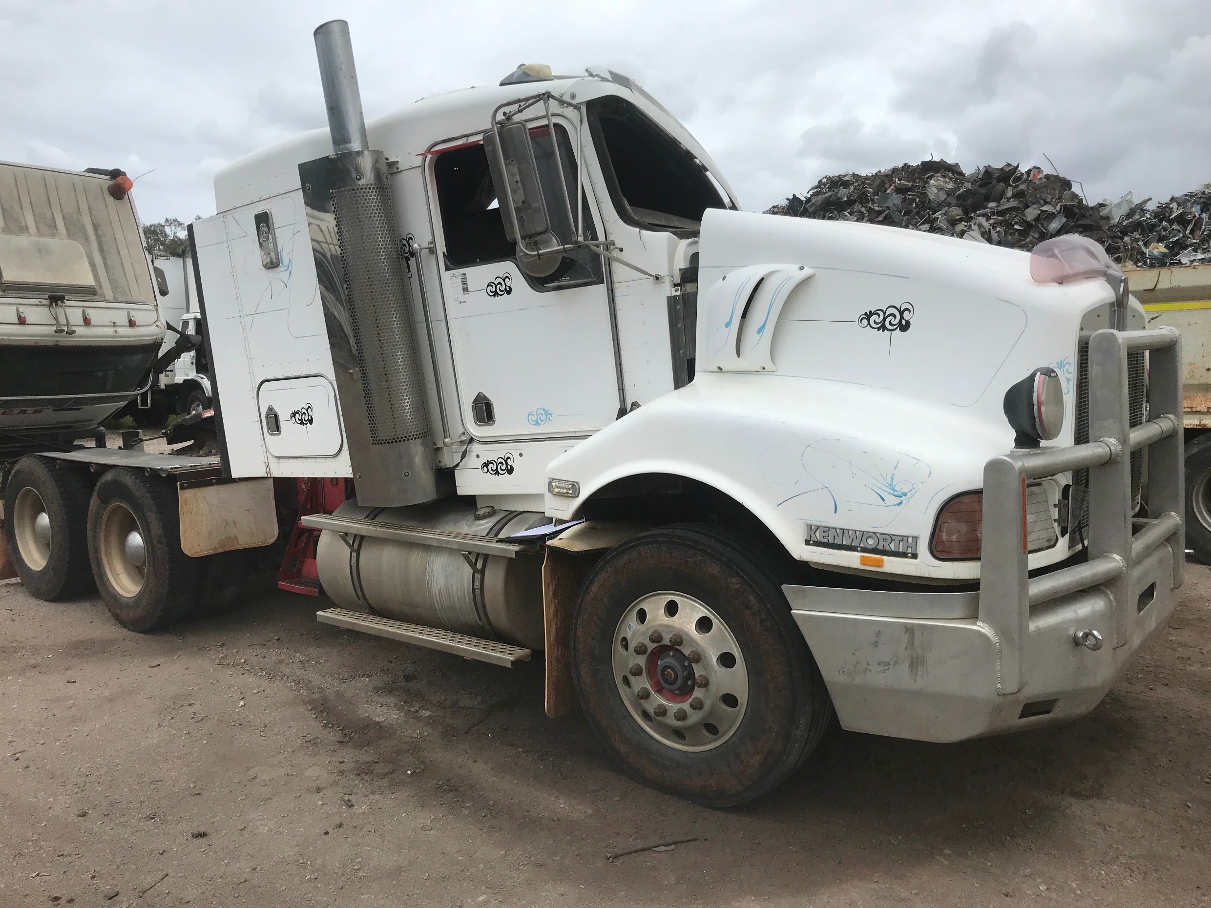 2002 KENWORTH T404 MANUAL PRIMEMOVER