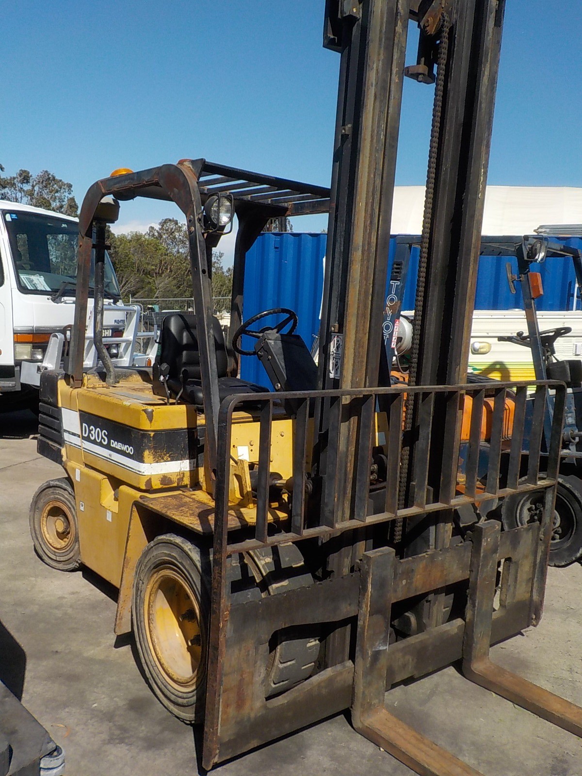 DAEWOO D30 D30S-2 STD FORKLIFT