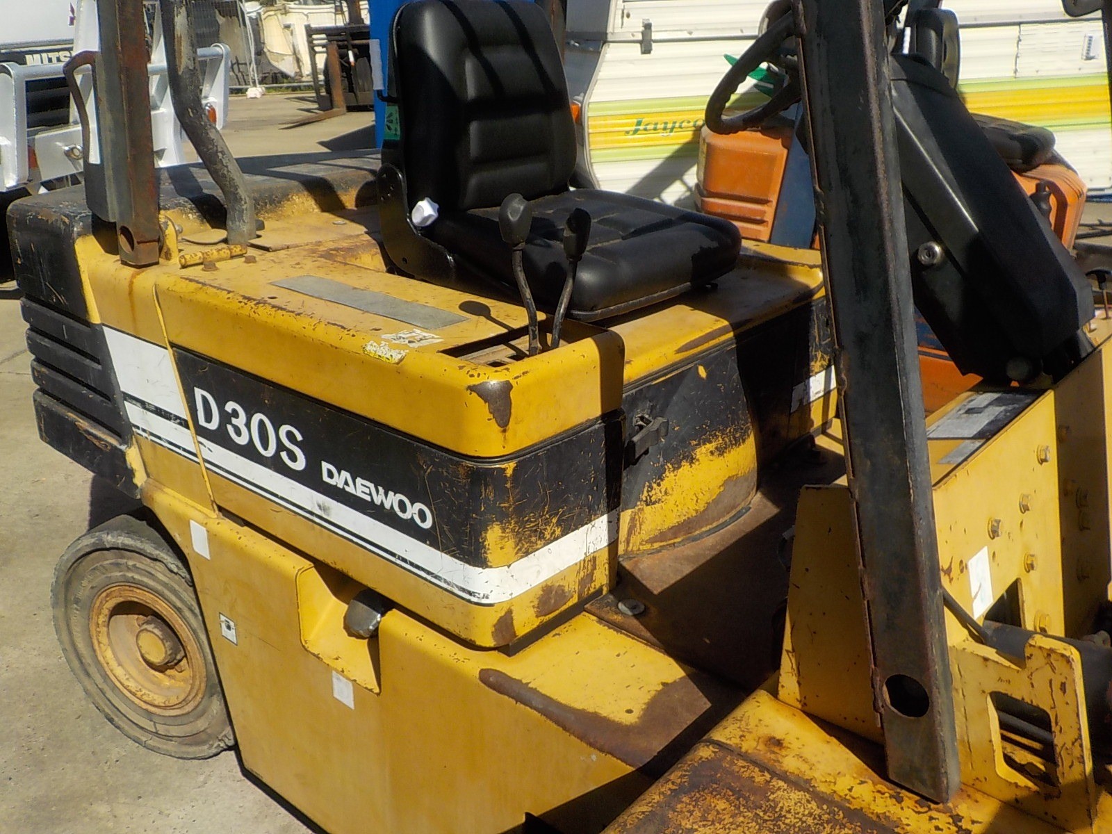 DAEWOO D30 D30S-2 STD FORKLIFT