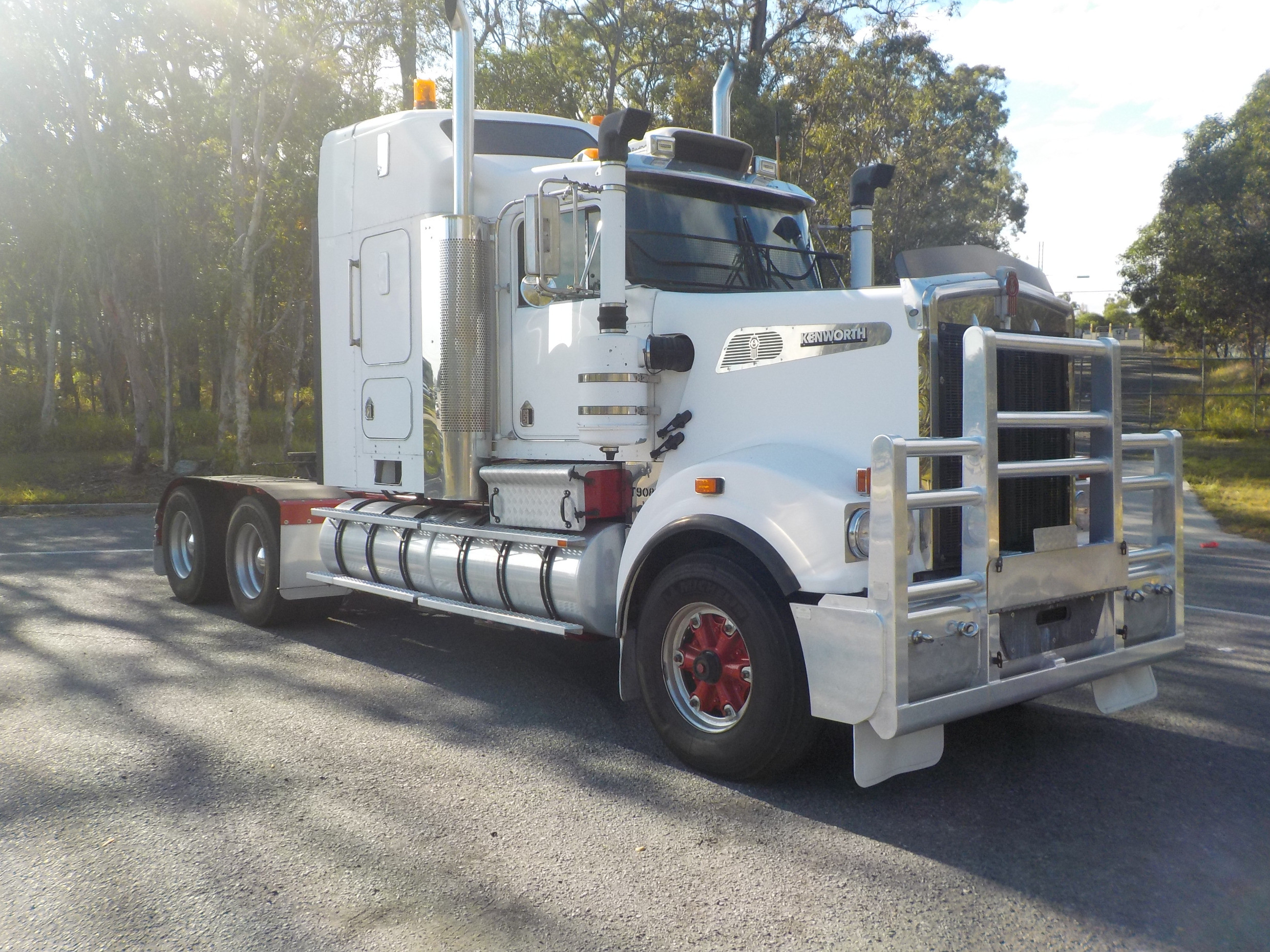 2010 KENWORTH T908 PRIMEMOVER TRUCK MANUAL PRIMEMOVER