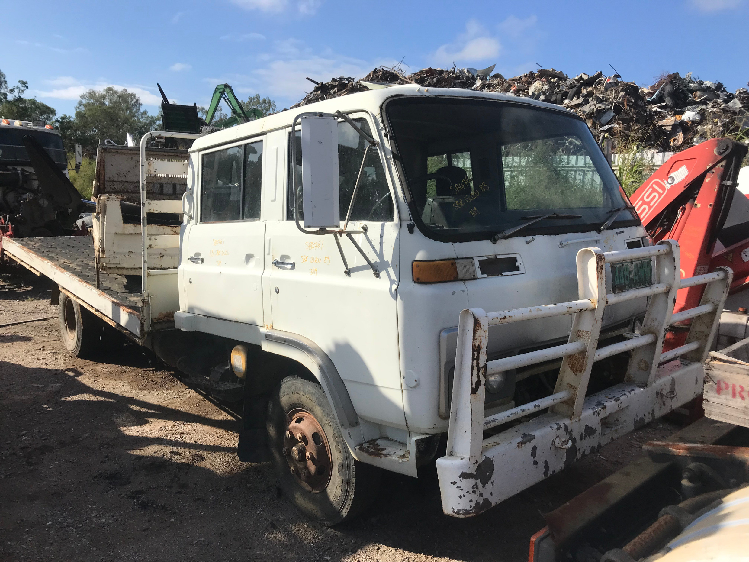 1983 ISUZU SBR MANUAL TRAY