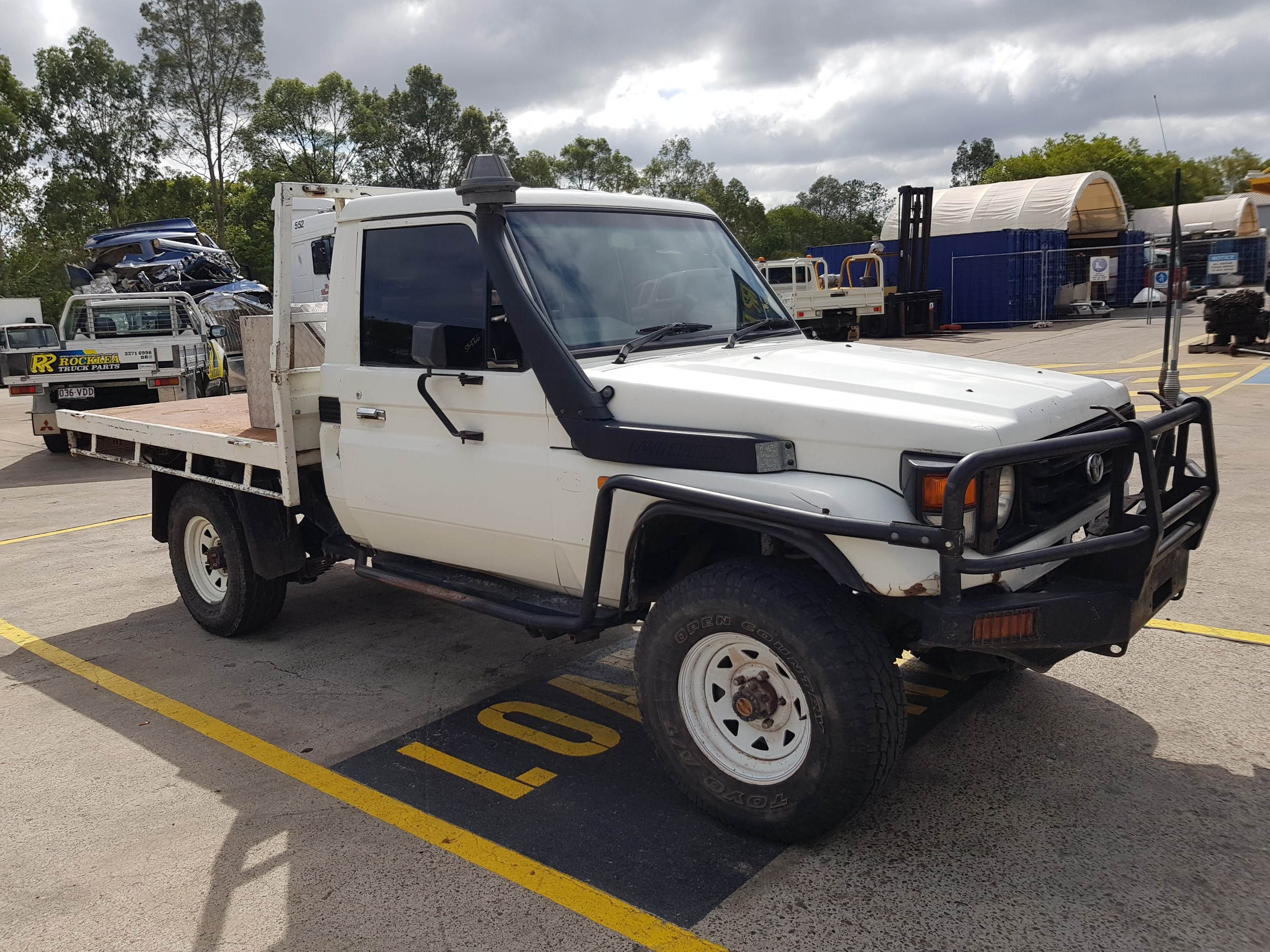 2001 TOYOTA LANDCRUISER HZJ79R-TJMRSQ3 UTILITY