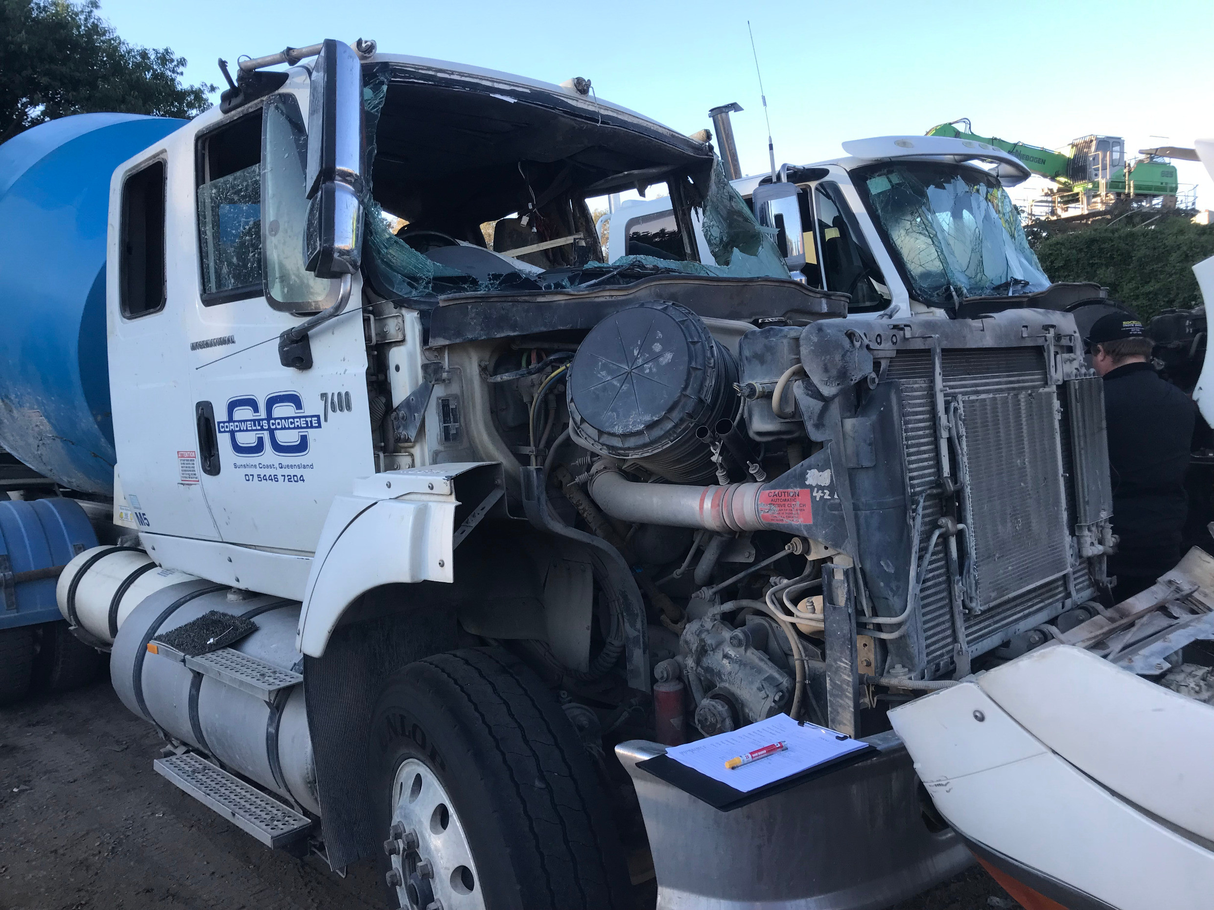 2007 INTERNATIONAL 7600 MANUAL CONCRETE AGITATOR