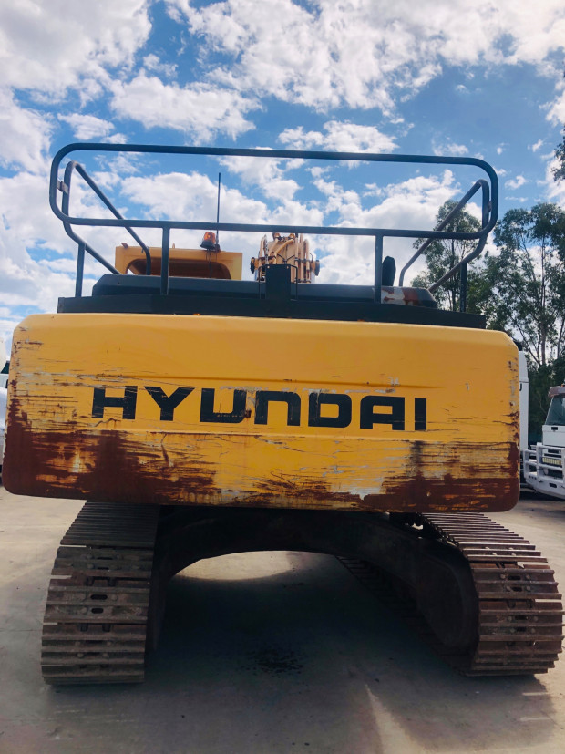 2006 HYUNDAI 360C-7 AUTOMATIC TRACKED-EXCAVATOR