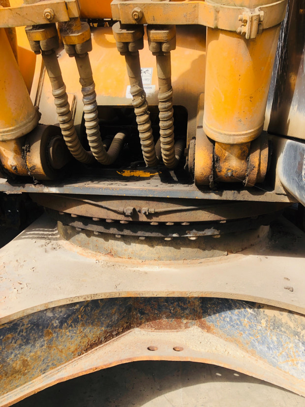 2006 HYUNDAI 360C-7 AUTOMATIC TRACKED-EXCAVATOR