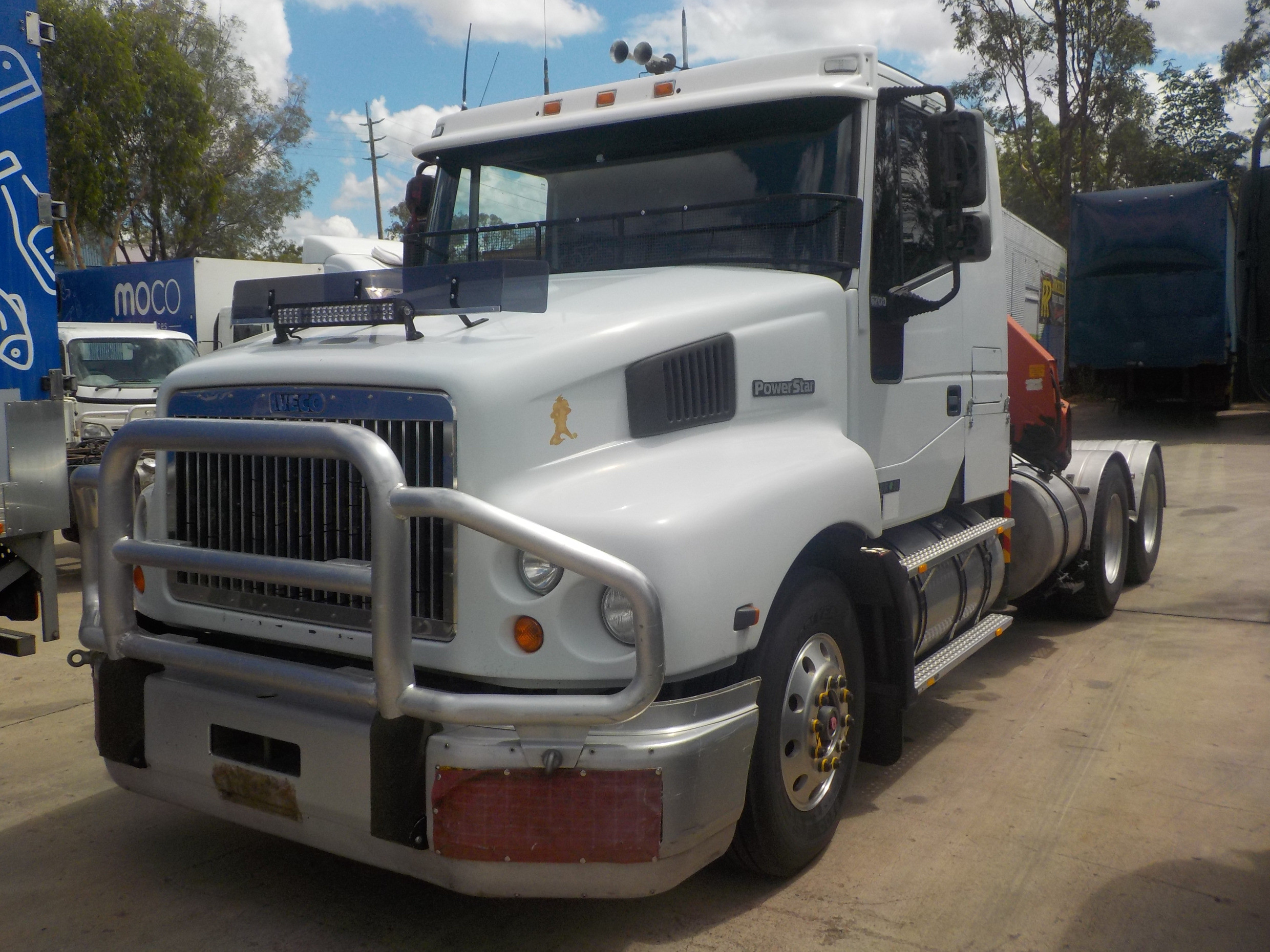 2002 IVECO POWERSTAR 6700 CRANE TRUCK