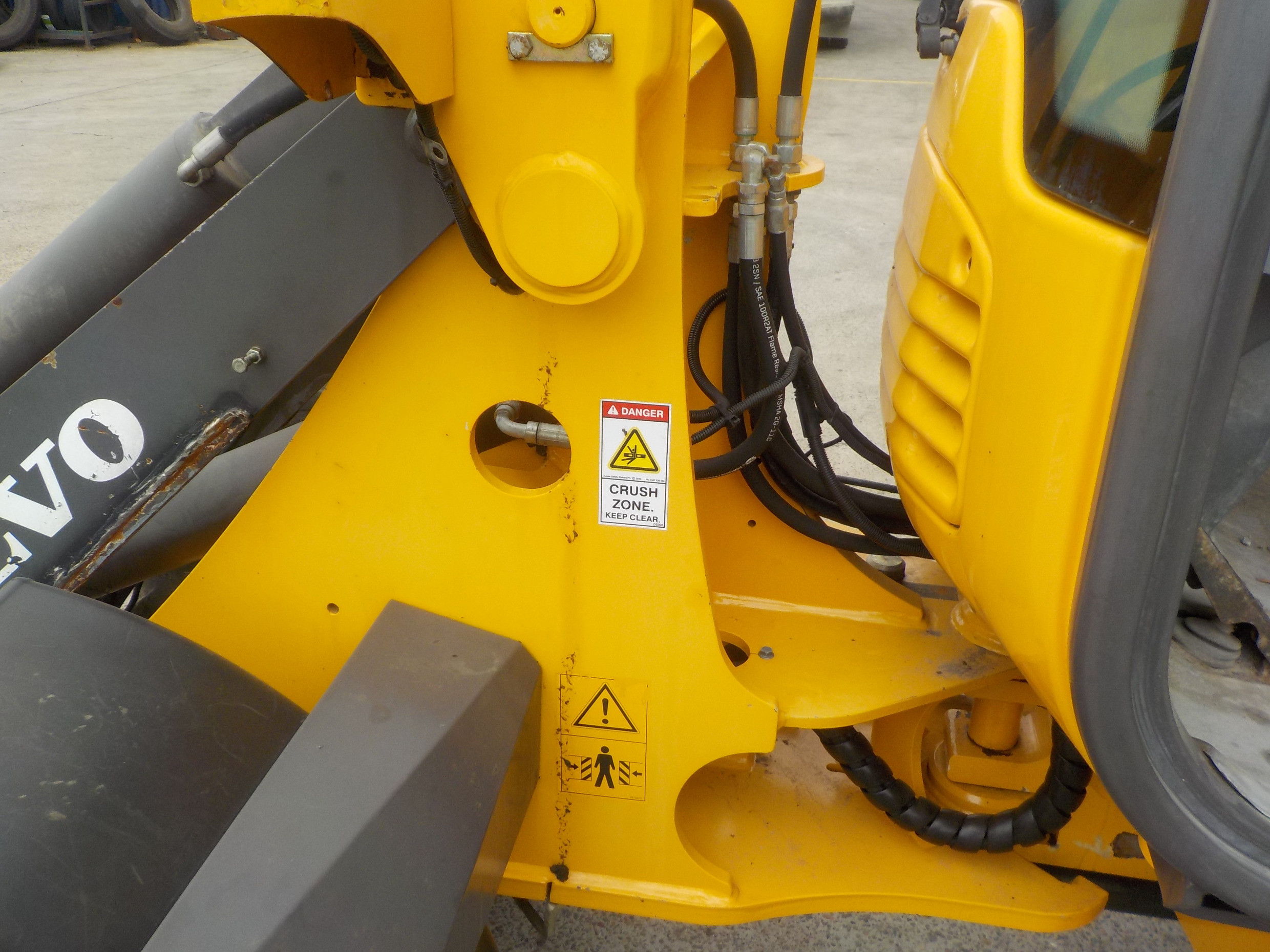 2011 VOLVO L25 FRONT END LOADER