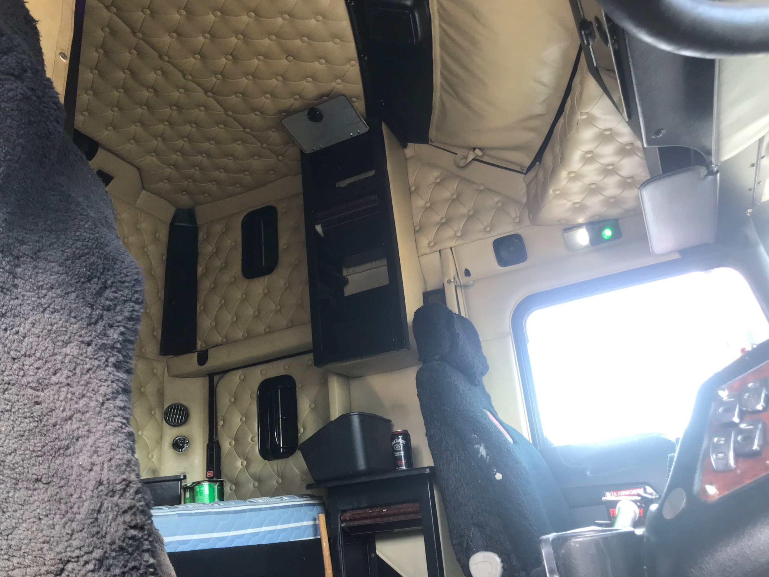 2011 KENWORTH K200 BIG CAB MANUAL PRIME MOVER