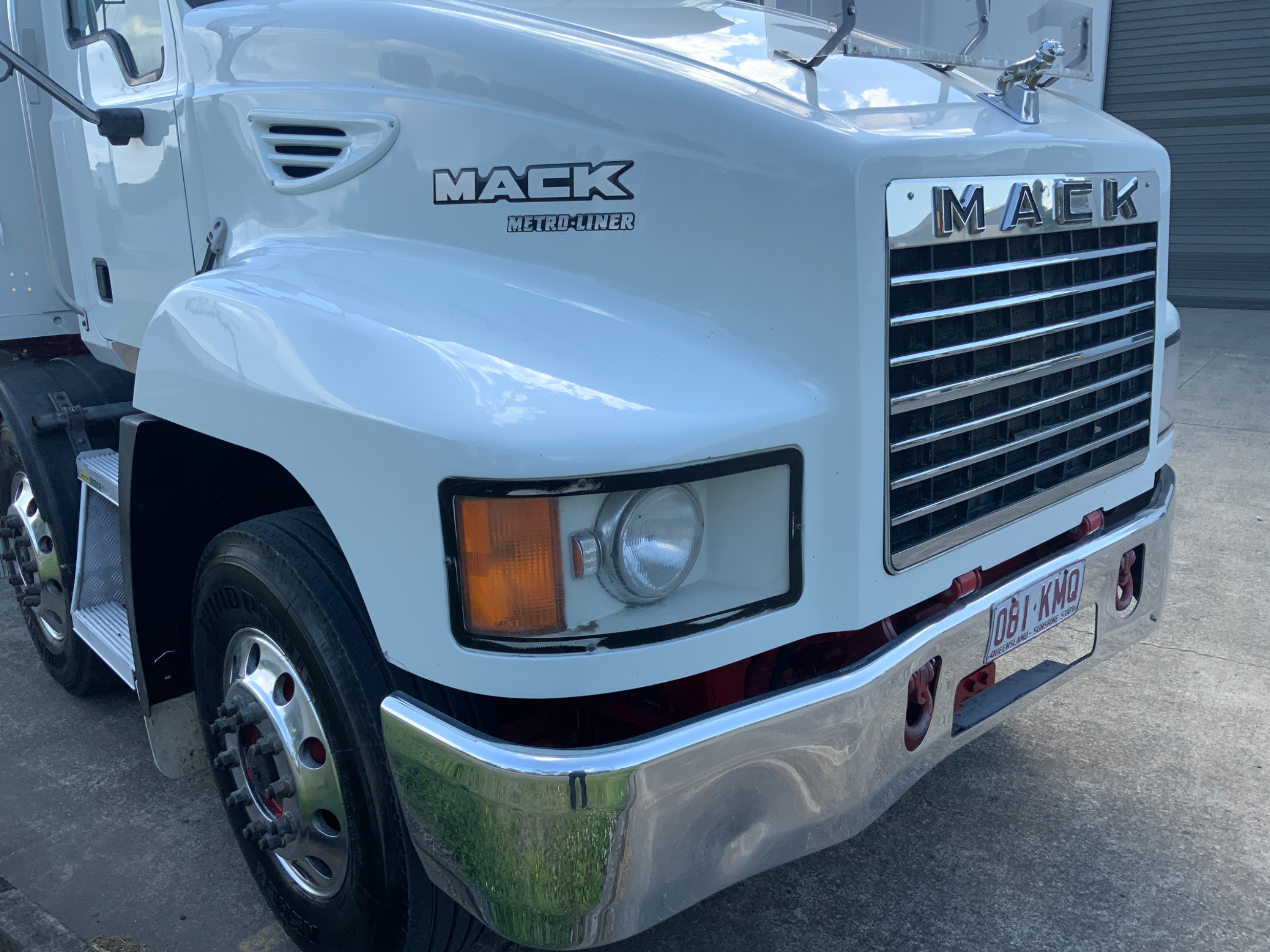 2007 MACK METRO-LINER MANUAL TIPPER