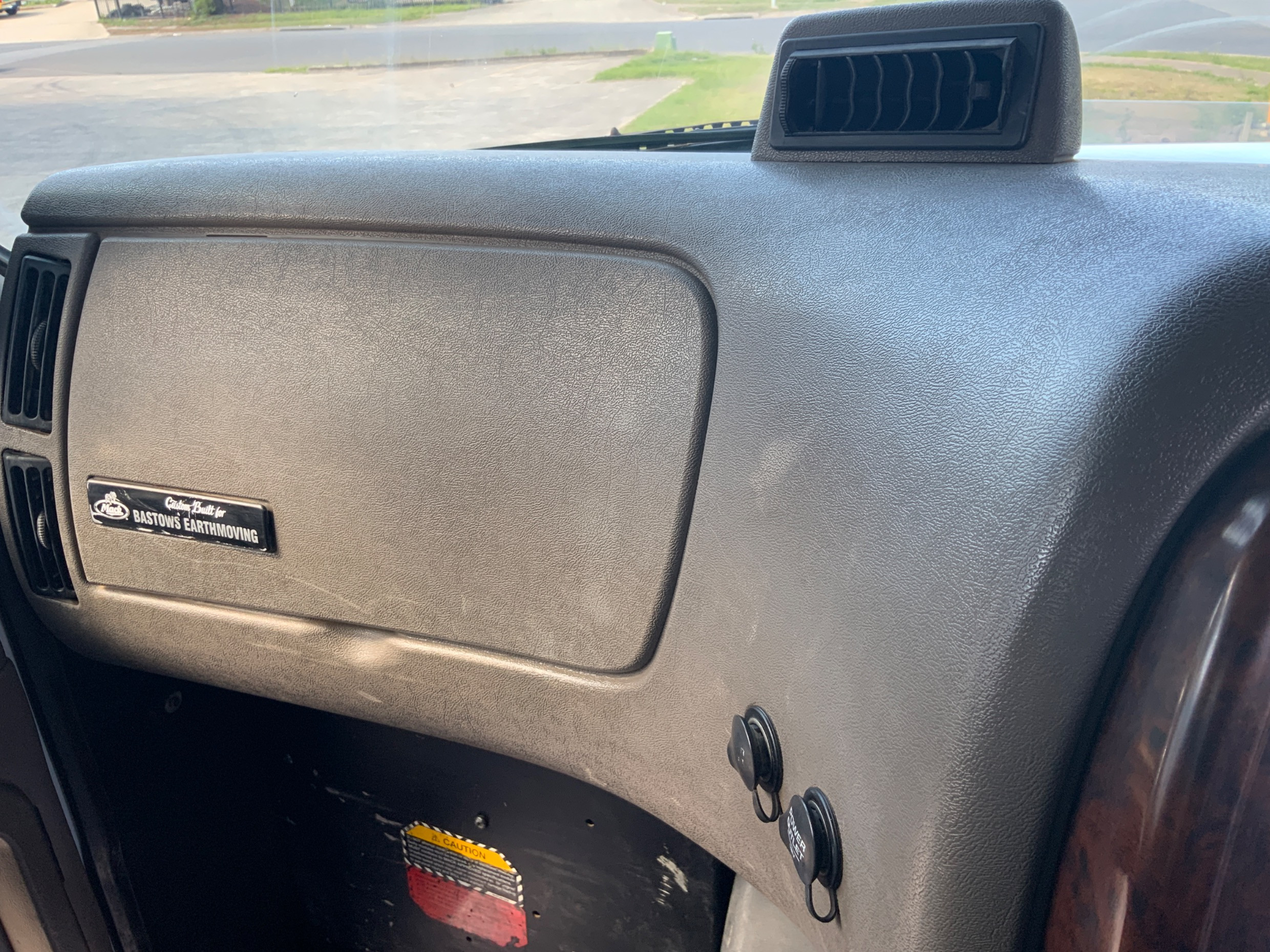 2007 MACK METRO-LINER MANUAL TIPPER