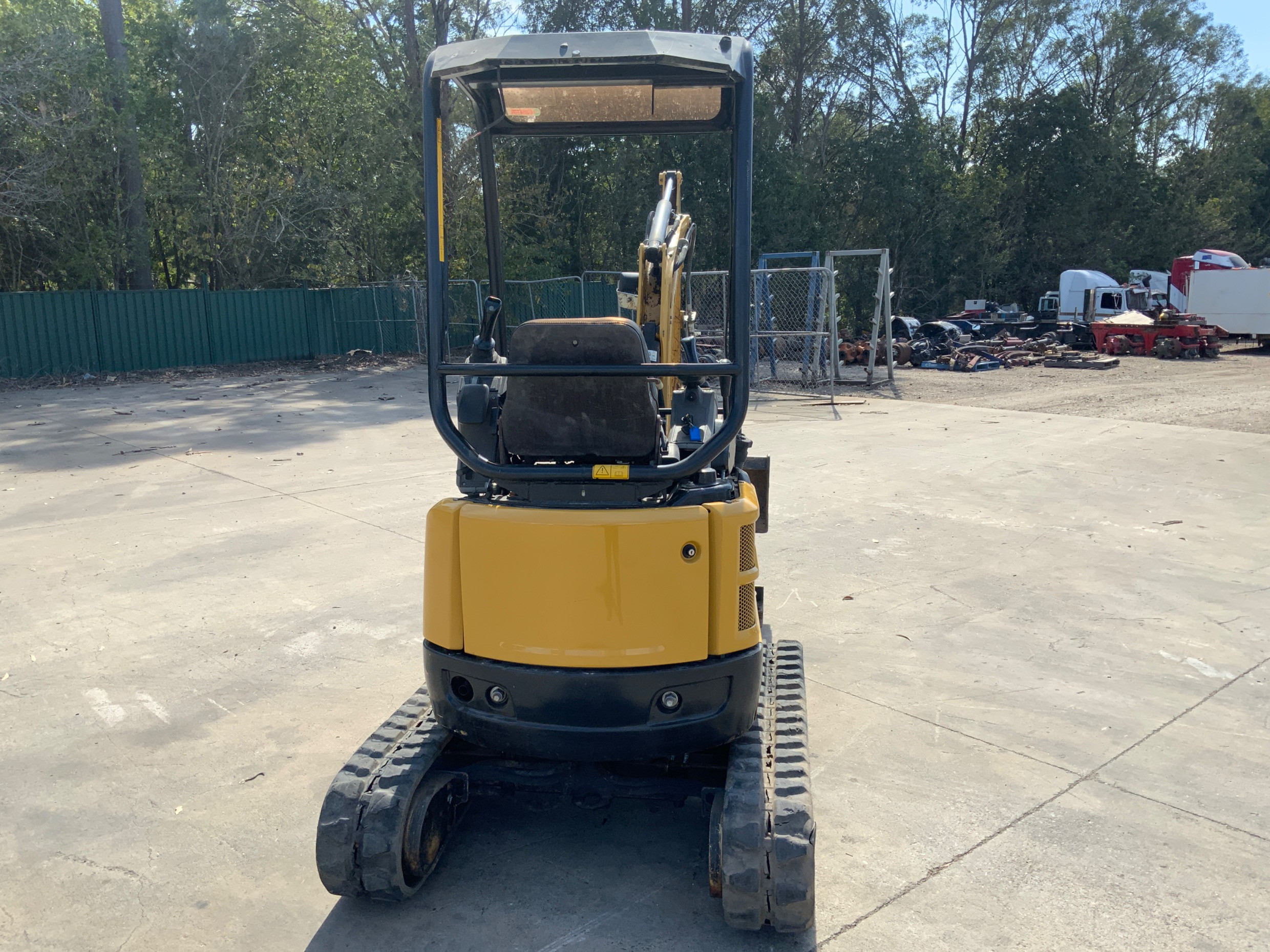 2014 CAT 301.7D CR MINI EXCAVATOR