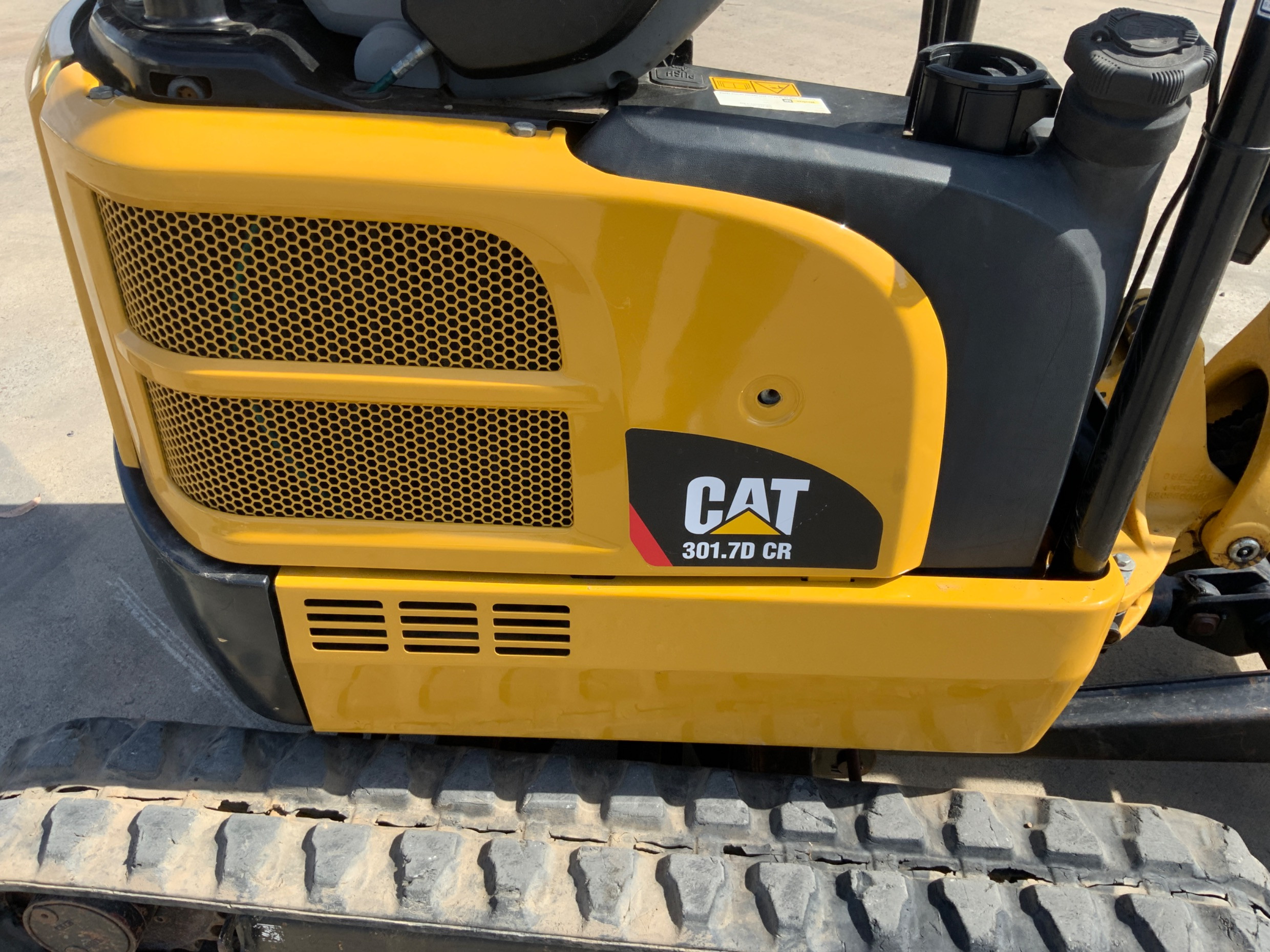 2014 CAT 301.7D CR MINI EXCAVATOR