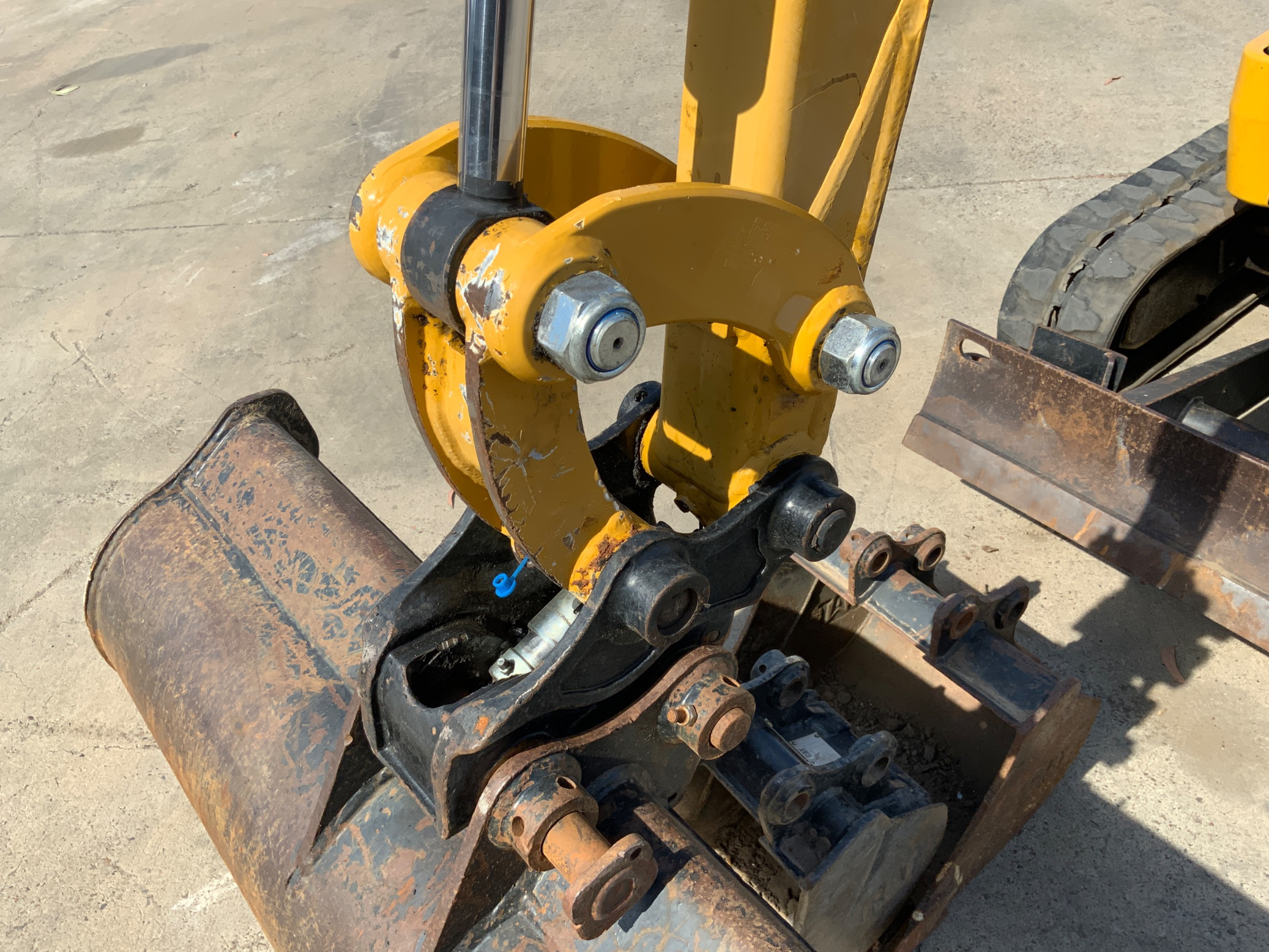 2014 CAT 301.7D CR MINI EXCAVATOR