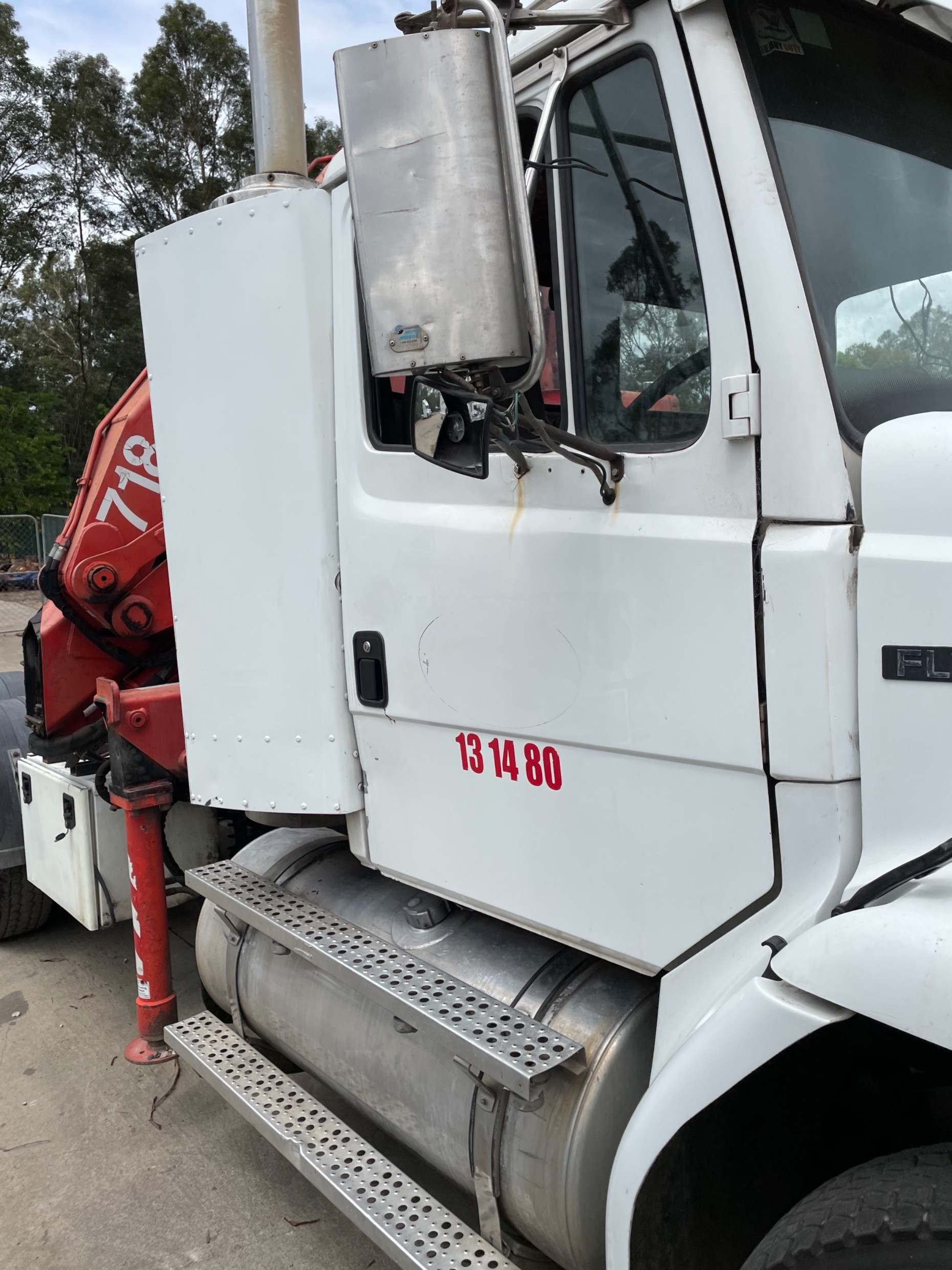 1997 FREIGHTLINER FL112 CRANE TRUCK