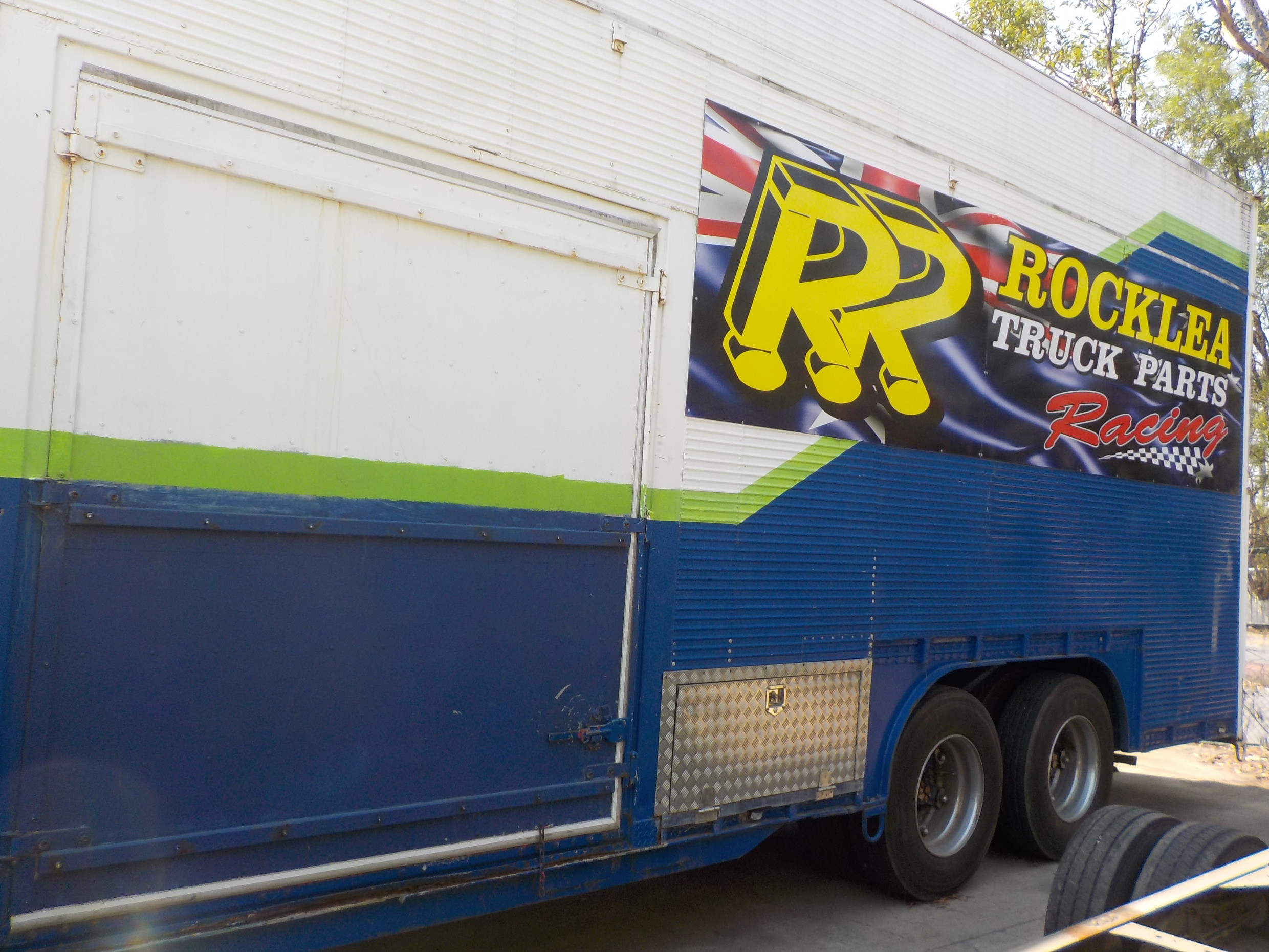 1985 M&M ENGINEERING RACE CAR TRAILER SEMI
