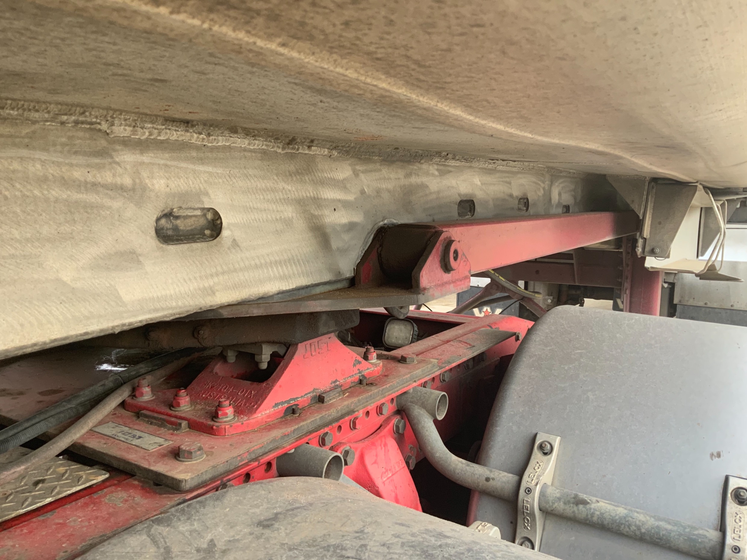 2001 LUSTY EMS TIPPER TRAILER B/D COMBINATION B/D COMBINATION LUSTY EMS S GRAIN TIPPERS