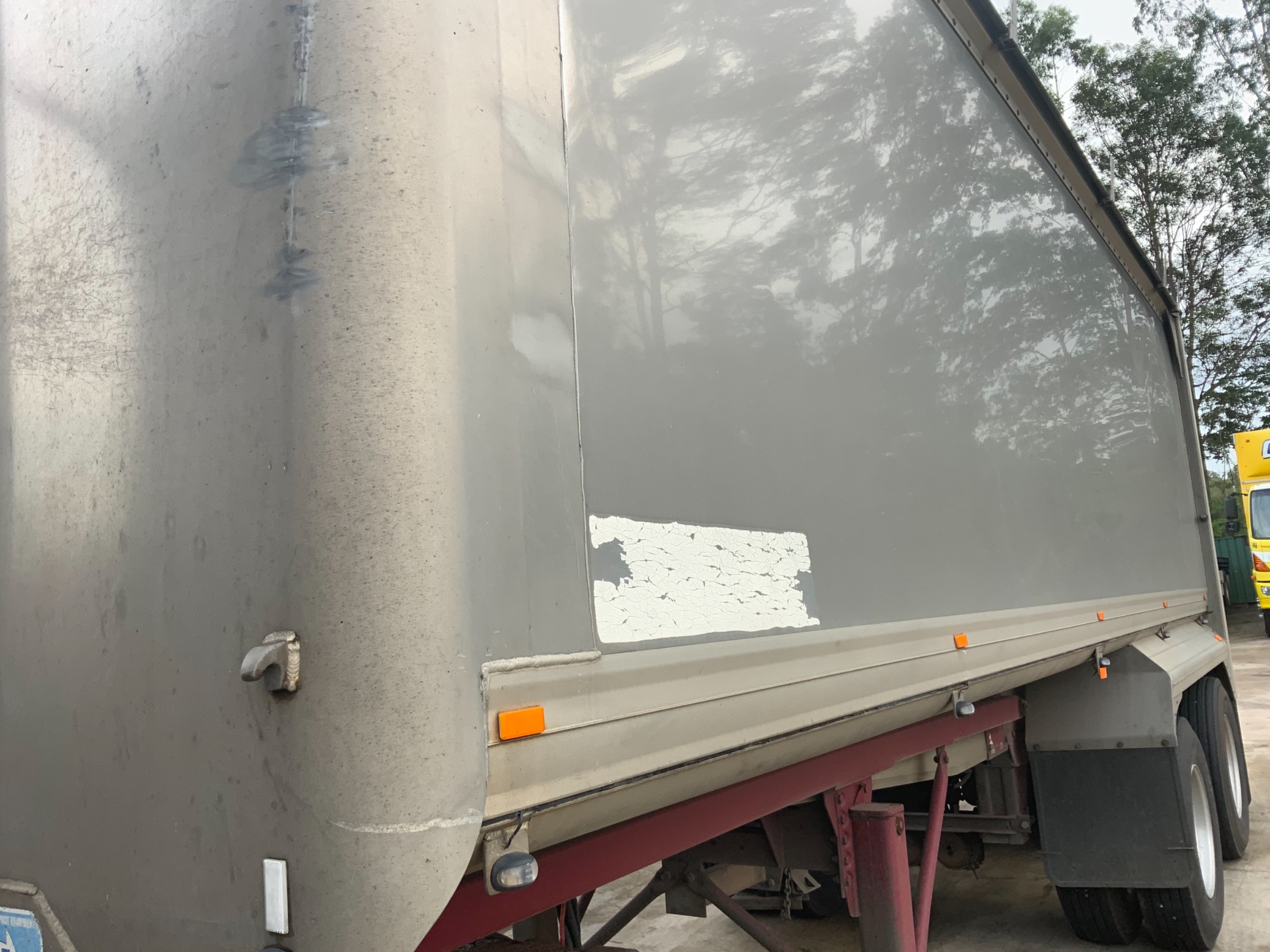 2001 LUSTY EMS TIPPER TRAILER B/D COMBINATION B/D COMBINATION LUSTY EMS S GRAIN TIPPERS