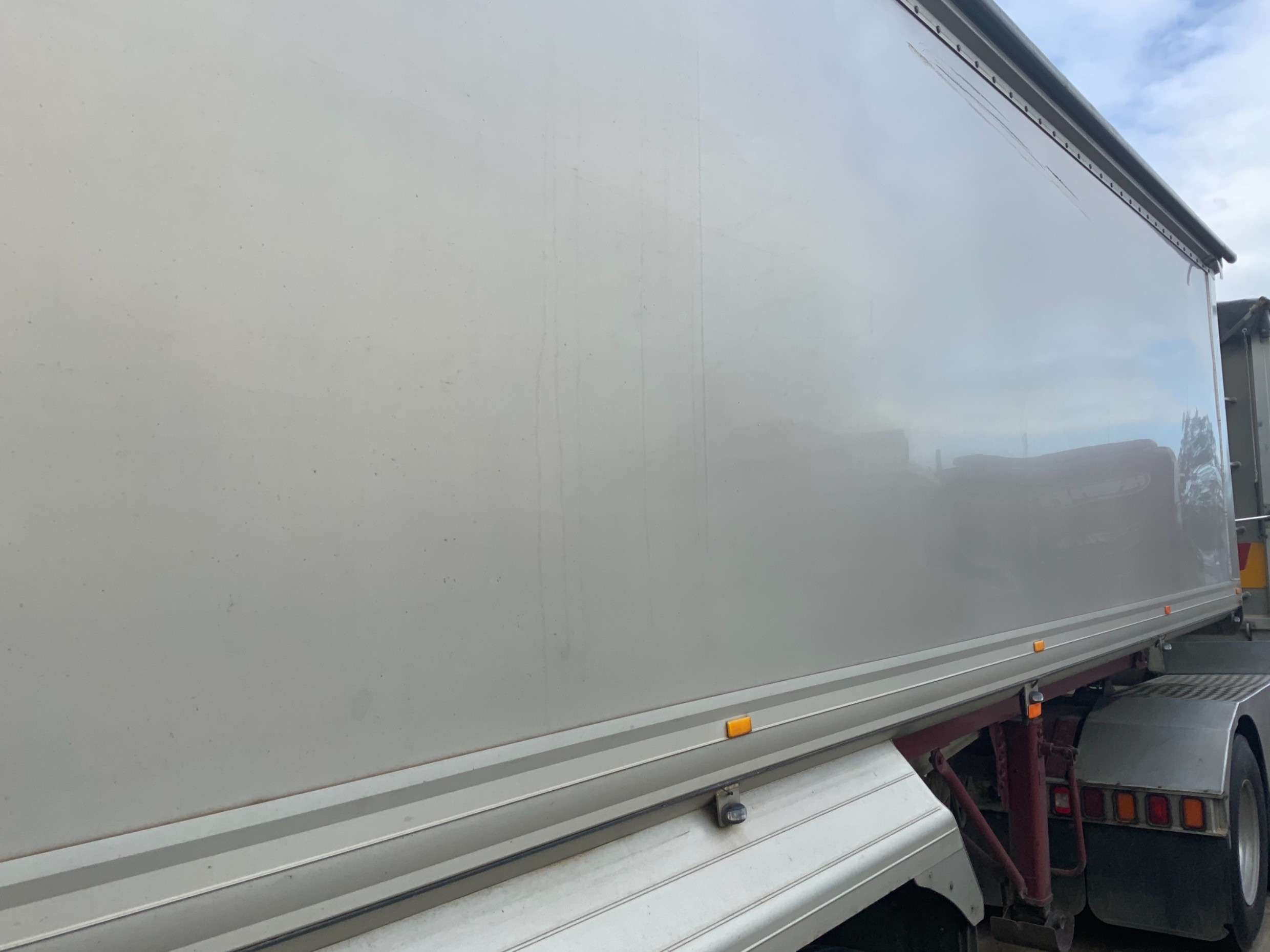 2001 LUSTY EMS TIPPER TRAILER B/D COMBINATION B/D COMBINATION LUSTY EMS S GRAIN TIPPERS