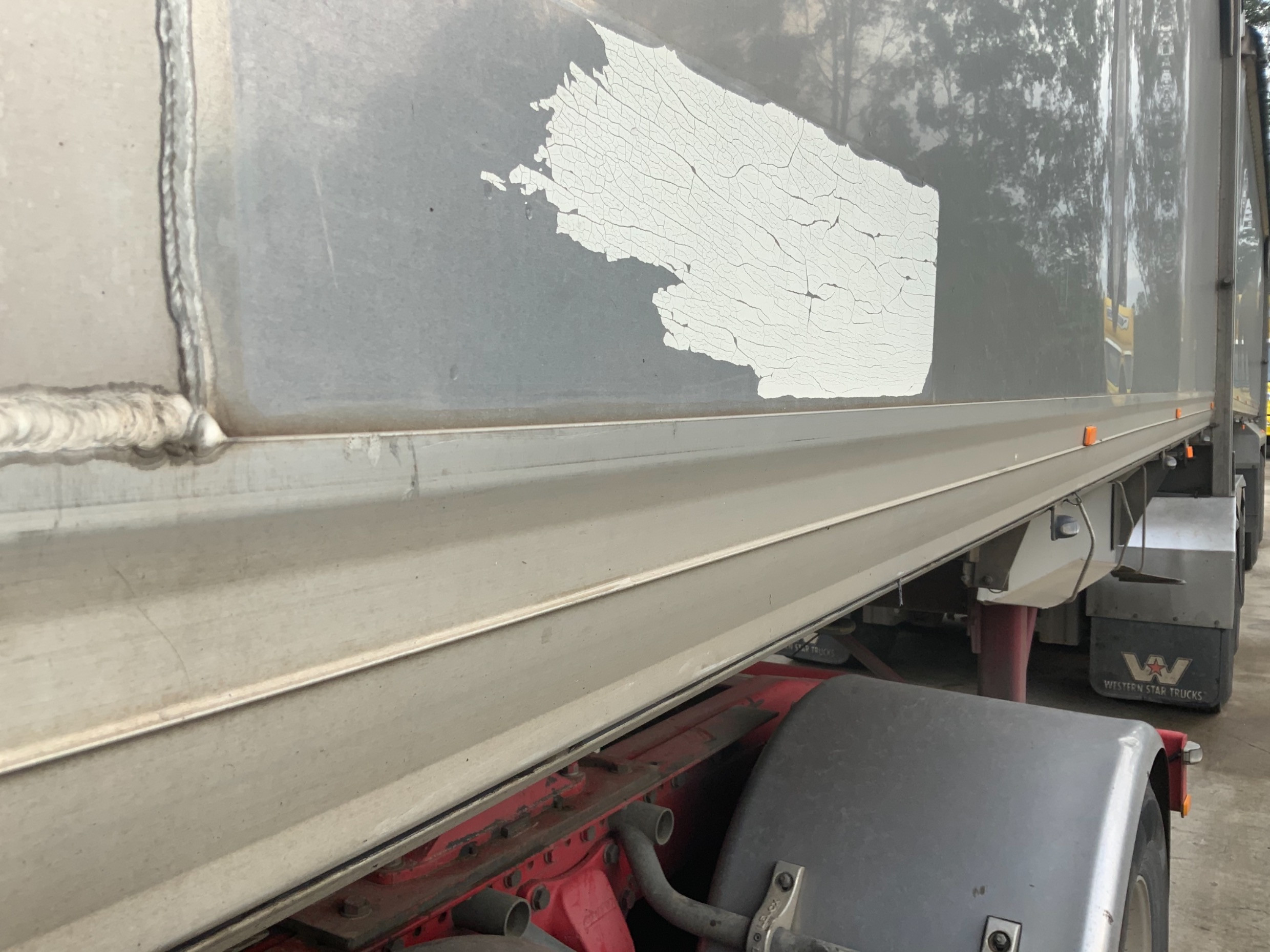 2001 LUSTY EMS TIPPER TRAILER B/D COMBINATION B/D COMBINATION LUSTY EMS S GRAIN TIPPERS