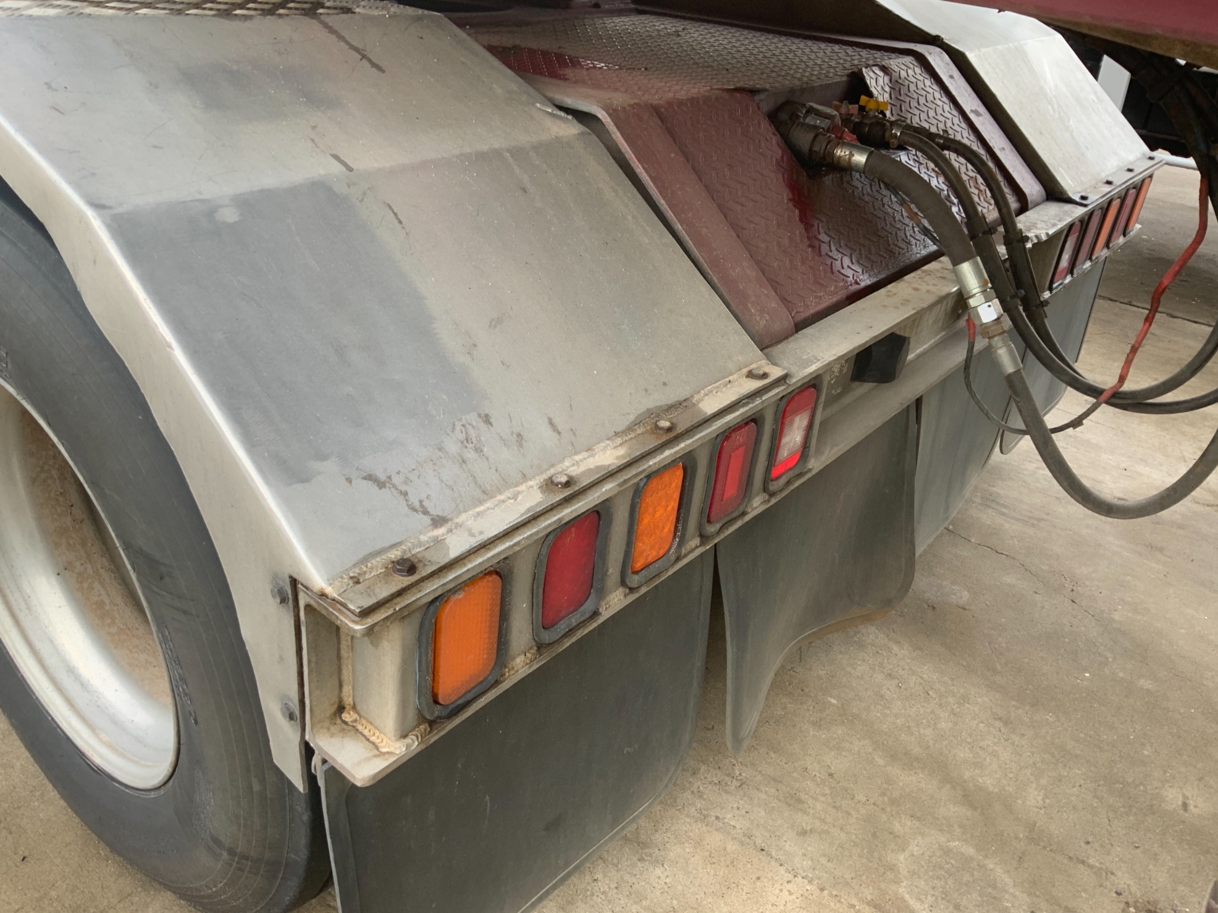 2001 LUSTY EMS TIPPER TRAILER B/D COMBINATION B/D COMBINATION LUSTY EMS S GRAIN TIPPERS