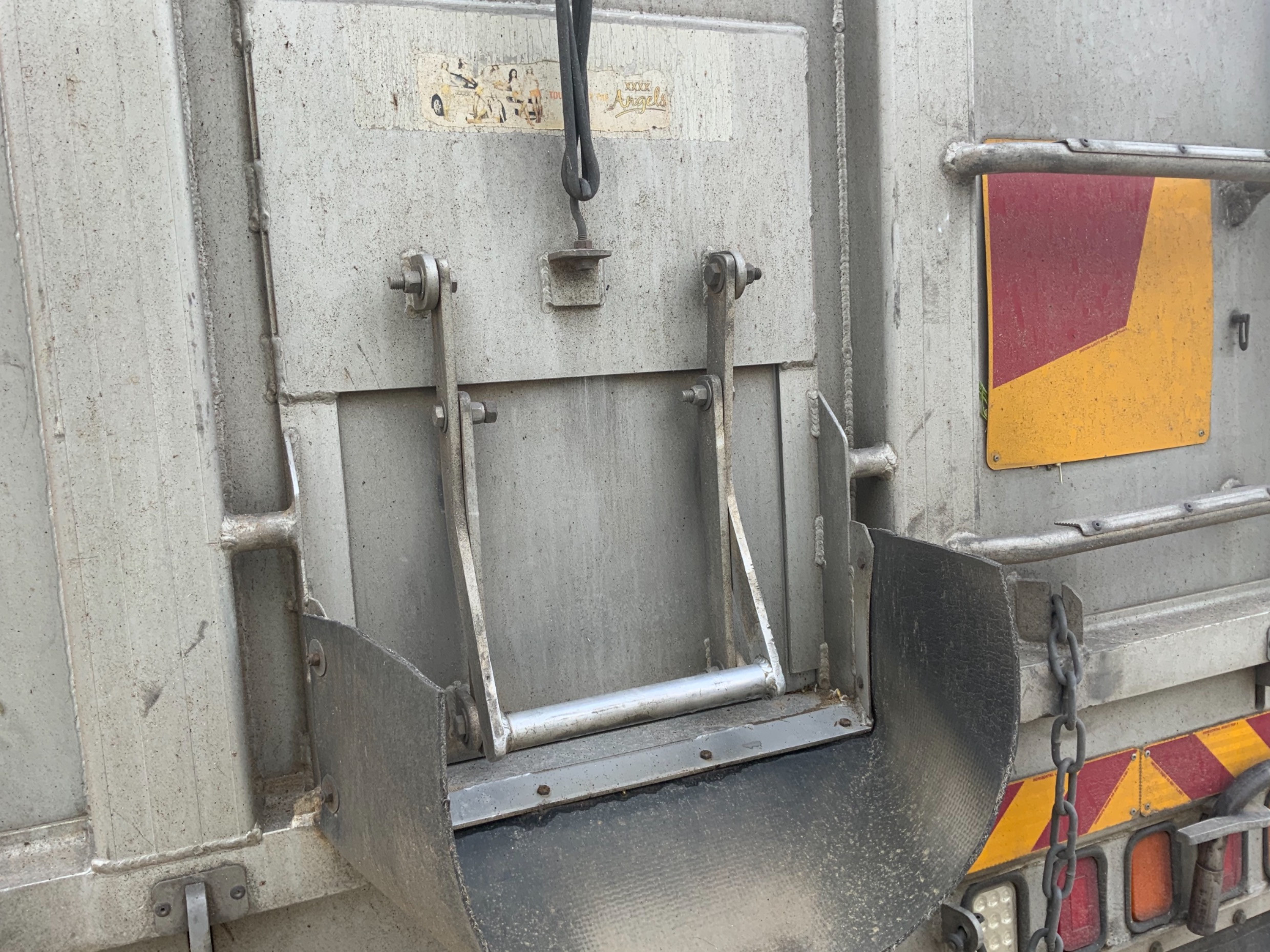 2001 LUSTY EMS TIPPER TRAILER B/D COMBINATION B/D COMBINATION LUSTY EMS S GRAIN TIPPERS