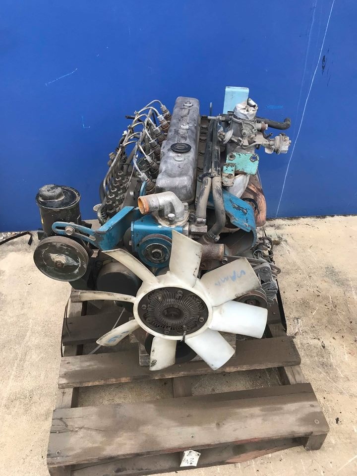 NISSAN UD SD33 ENGINE