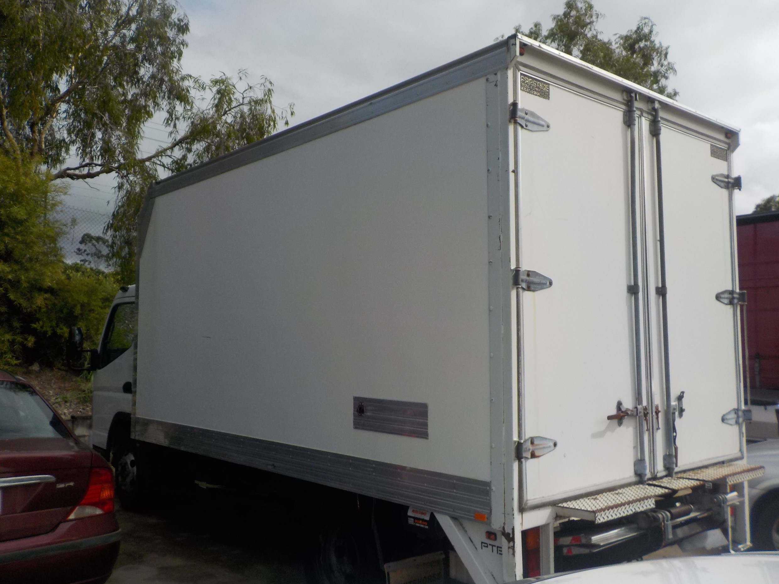 MITSUBISHI CANTER 815 WIDE FFE840 TRUCK AUTOMATIC PANTECH