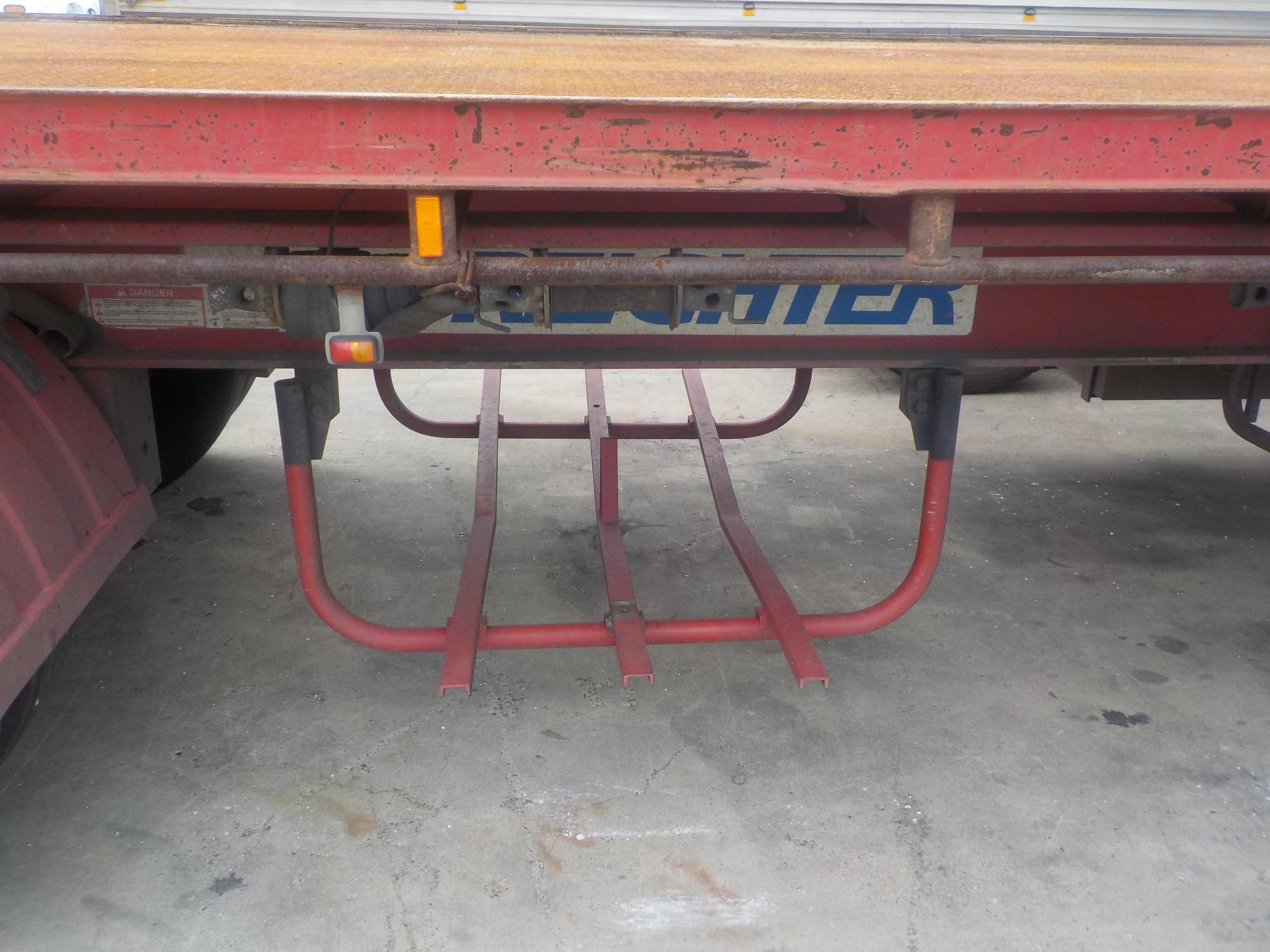 1995 FREIGHTER FLAT TOP TRAILER ST-
