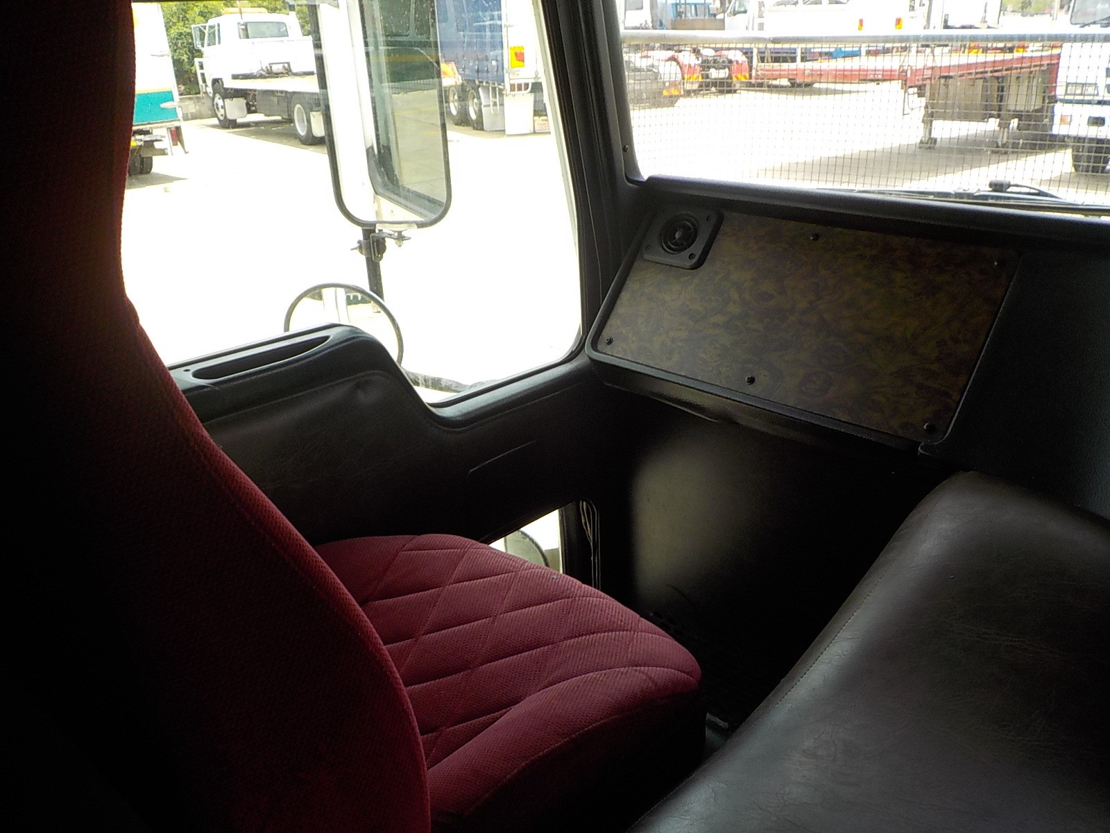 1999 KENWORTH K104 K104 TRUCK MANUAL PRIMEMOVER