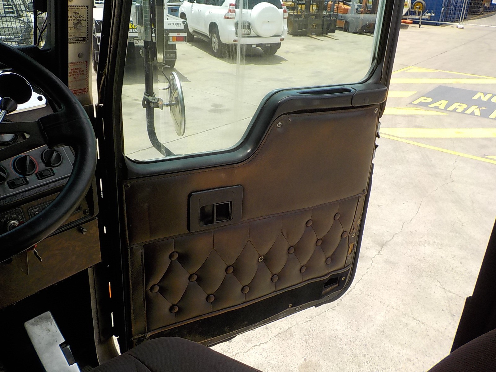 1999 KENWORTH K104 K104 TRUCK MANUAL PRIMEMOVER
