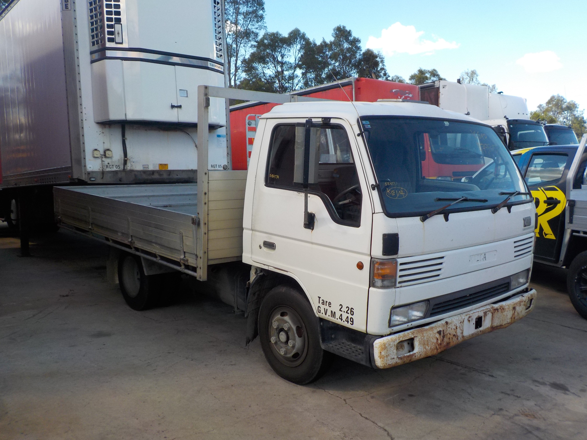 MAZDA T4000 MANUAL TRAY