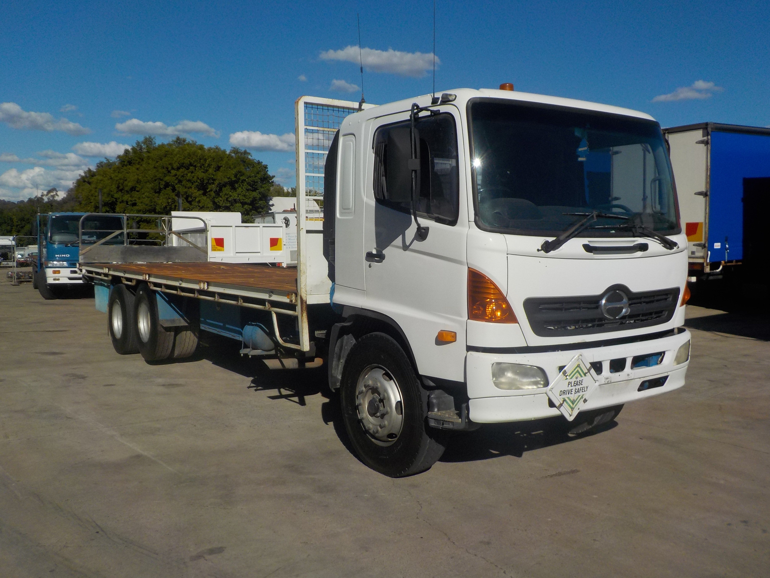 2003 HINO GH 1828-500 SERIES GH1J TRUCK MANUAL TRAY