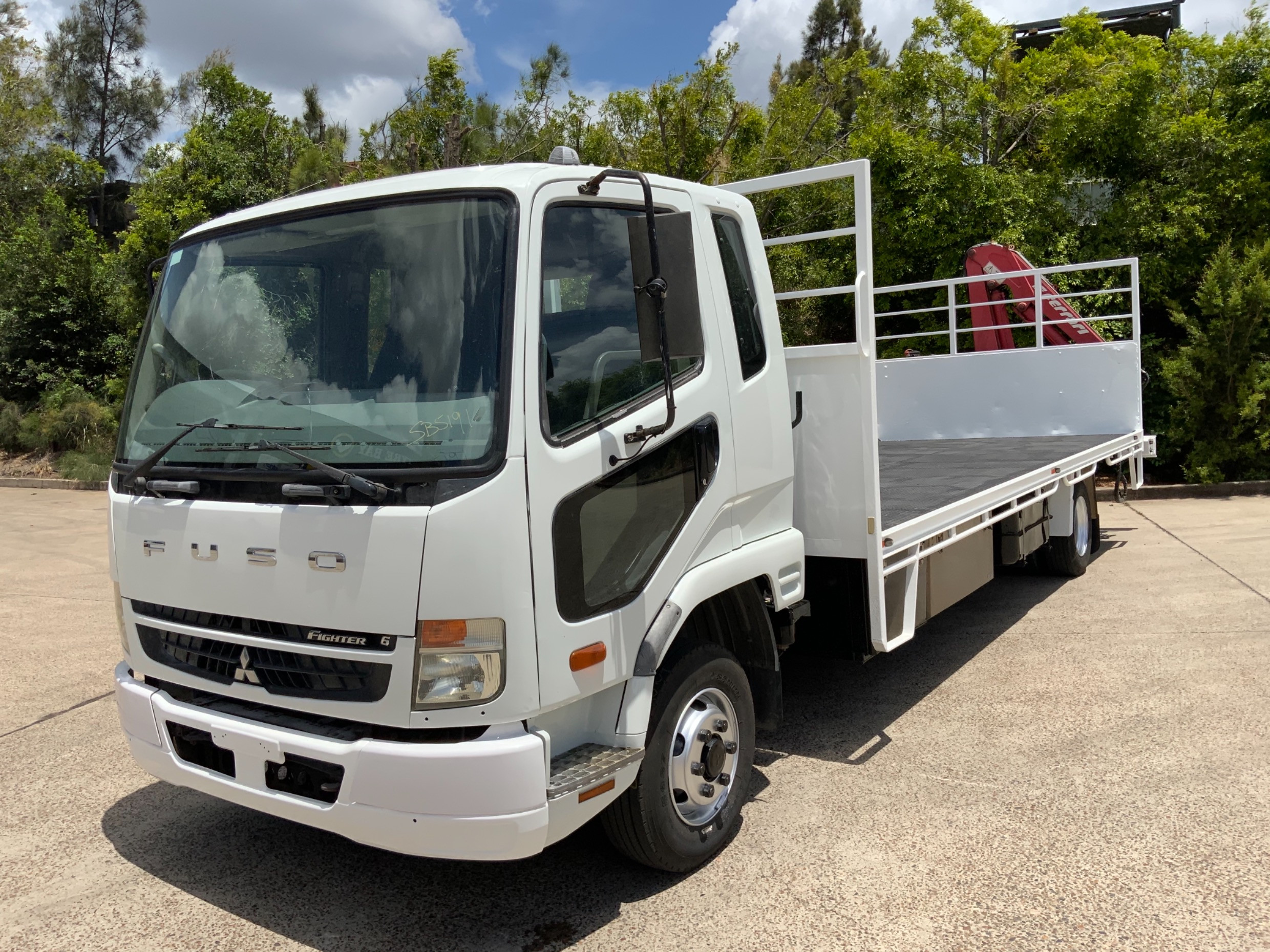2009 MITSUBISHI FK600 FIGHTER MANUAL CRANE TRUCK