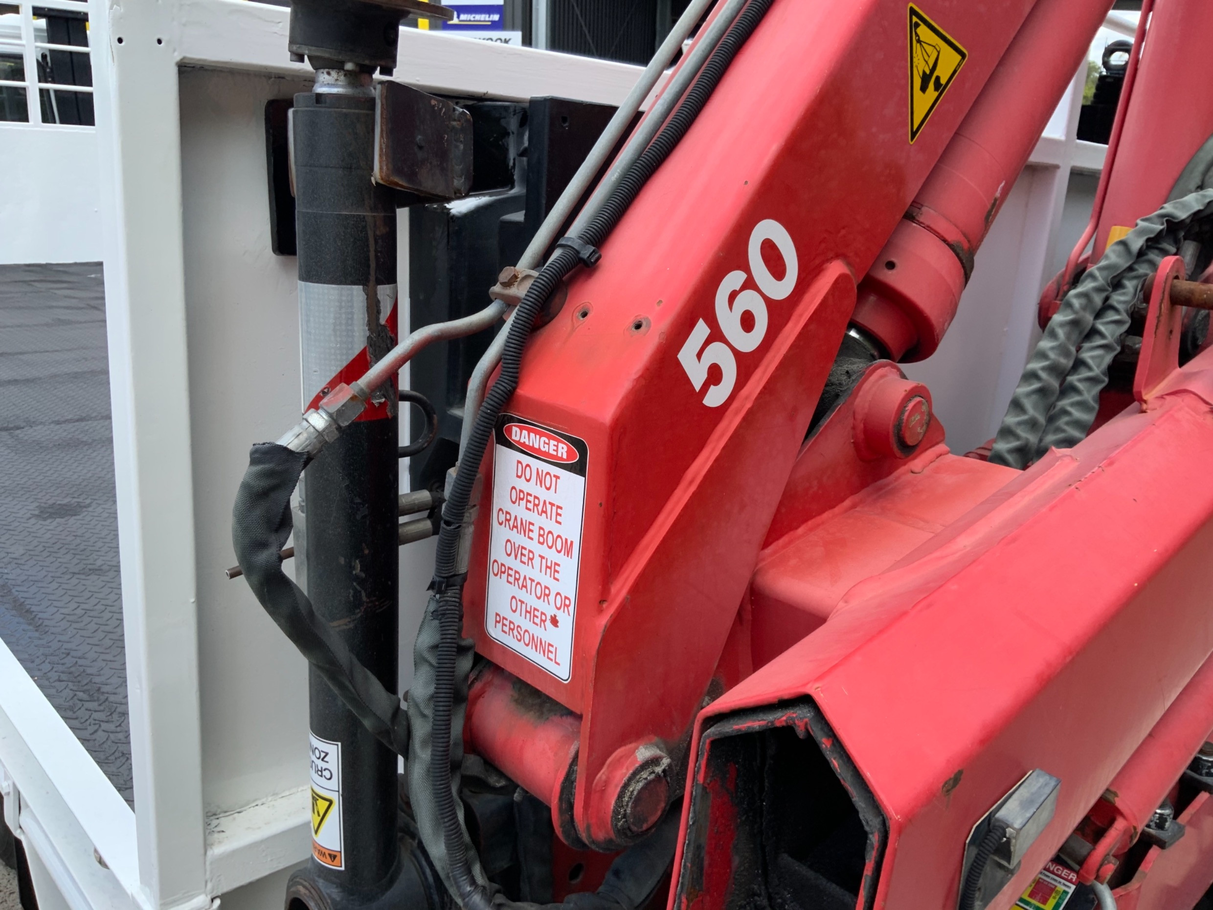 2009 MITSUBISHI FK600 FIGHTER MANUAL CRANE TRUCK