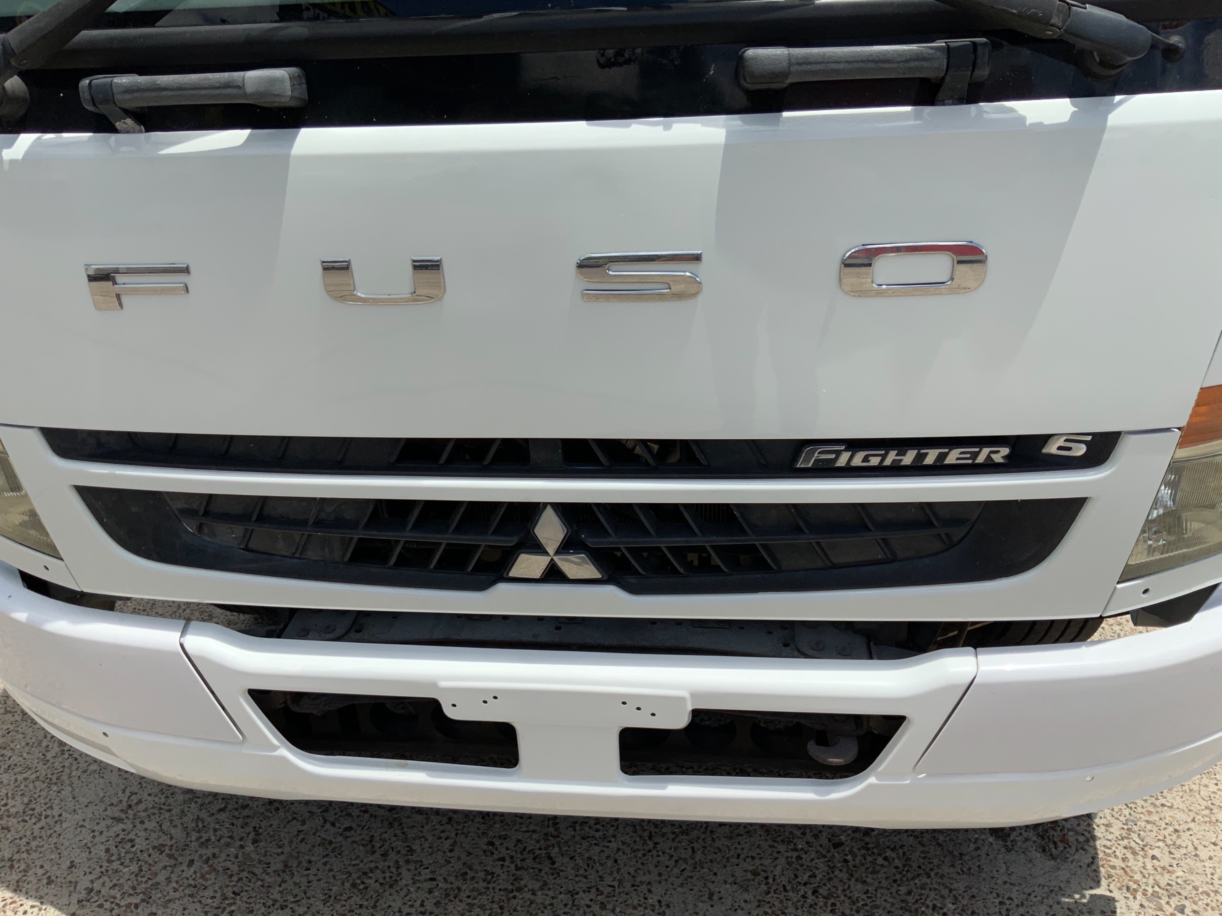 2009 MITSUBISHI FK600 FIGHTER MANUAL CRANE TRUCK