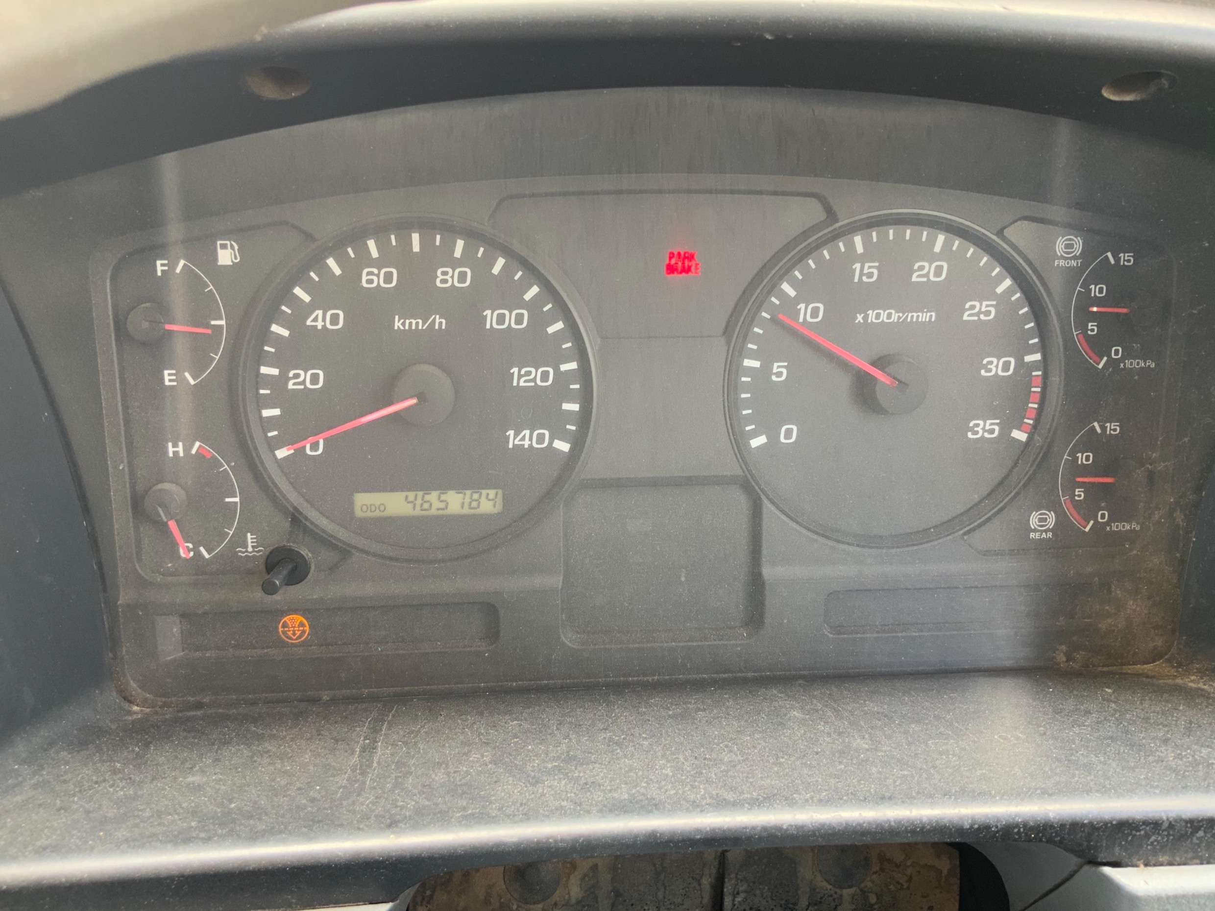 2009 MITSUBISHI FK600 FIGHTER MANUAL CRANE TRUCK