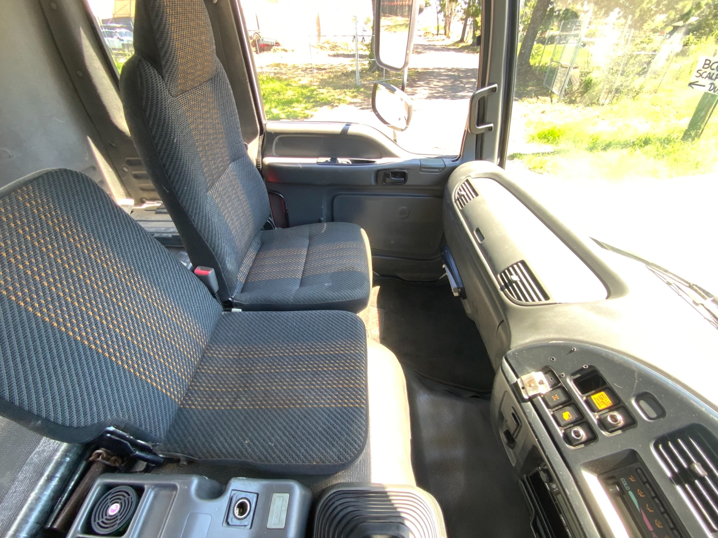 ISUZU FVZ1400 TRUCK FVZ1400 MANUAL CRANE TRUCK