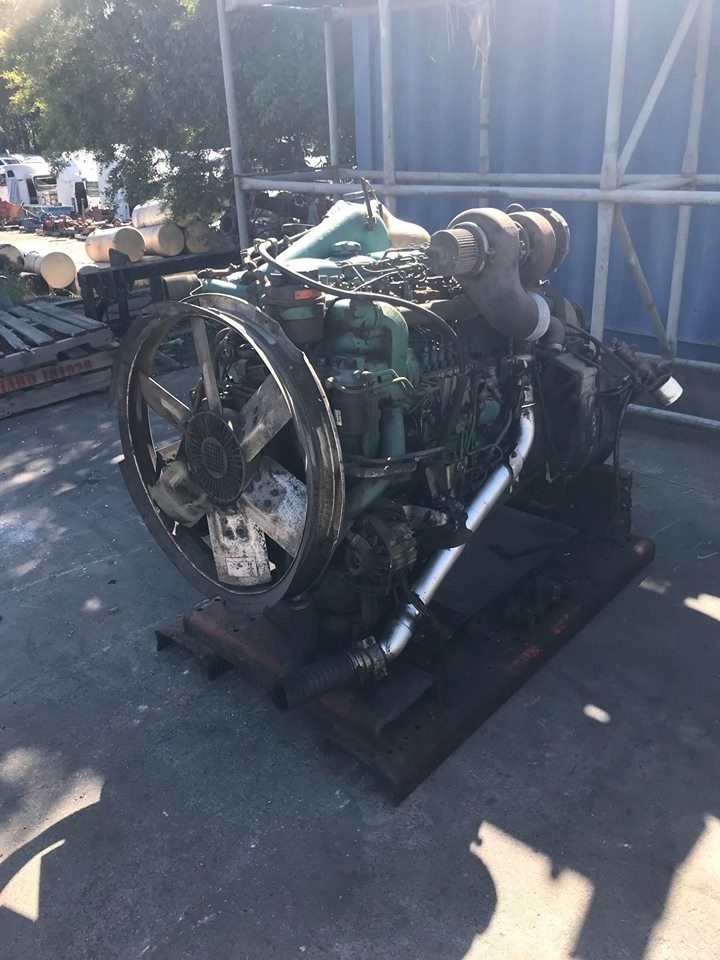 VOLVO TD102 PARTS ENGINE