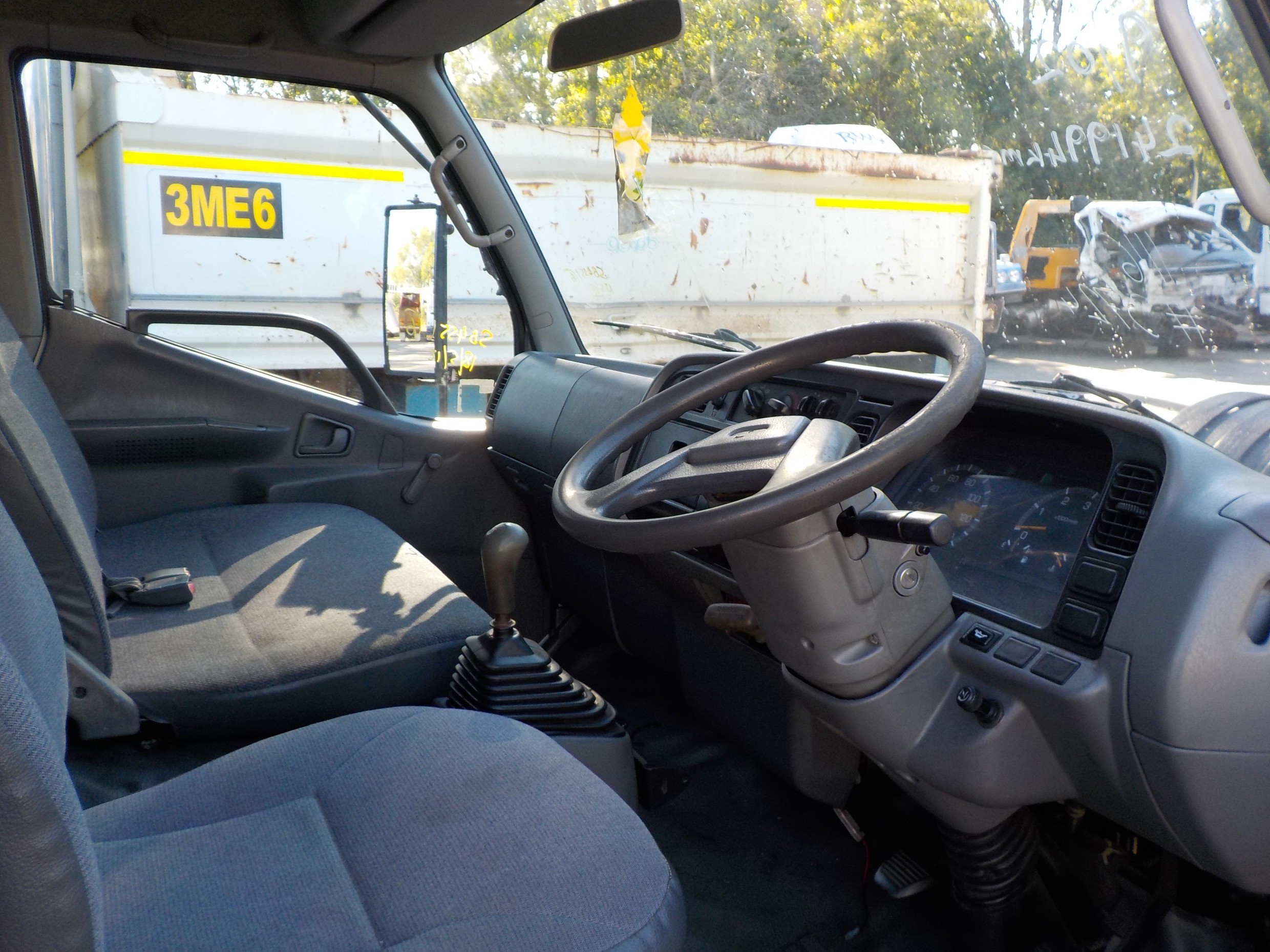 2002 MITSUBISHI L500/600 TRUCK MANUAL PANTECH