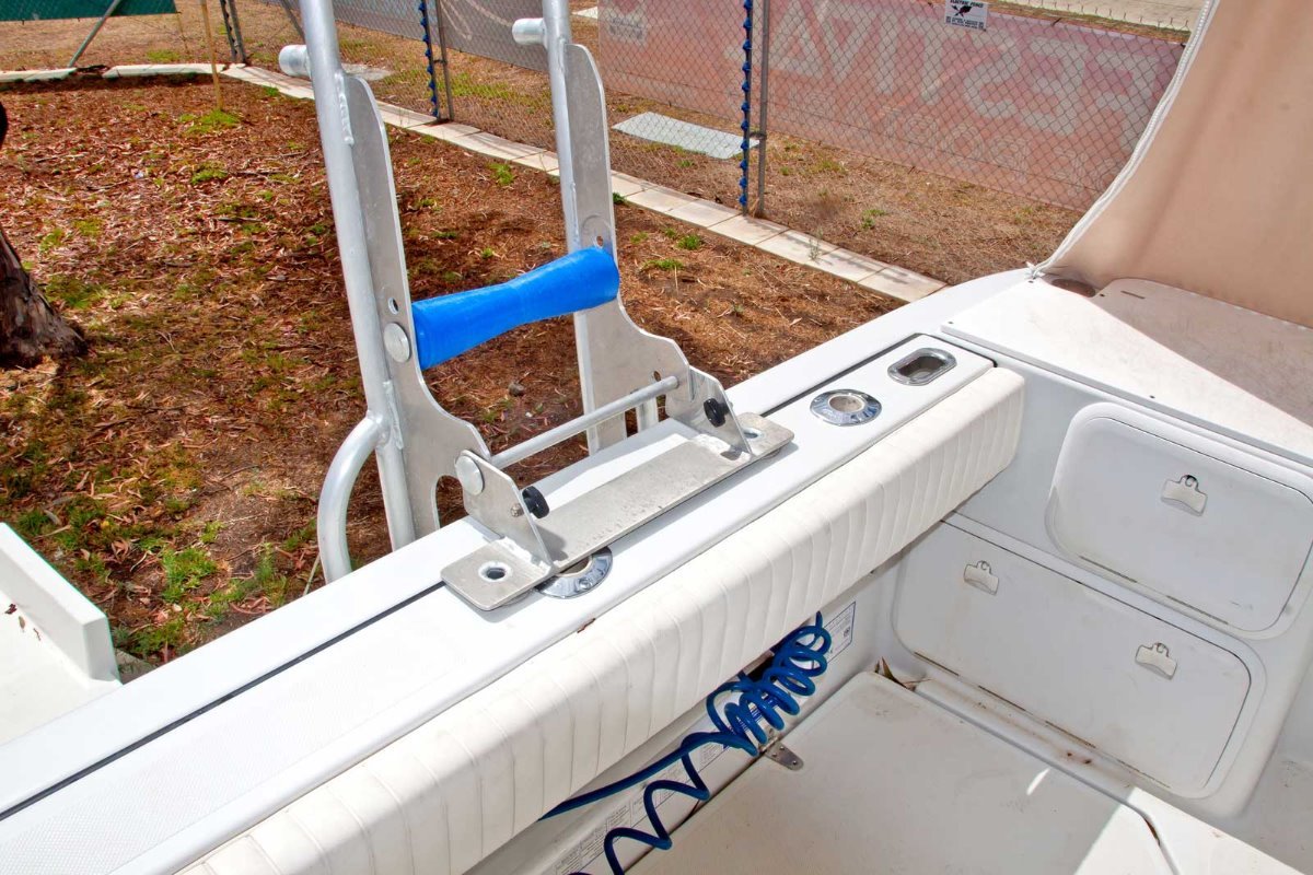 2003 GLACIER BAY 2270 ISLE RUNNER