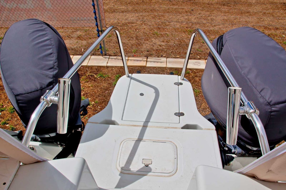2003 GLACIER BAY 2270 ISLE RUNNER