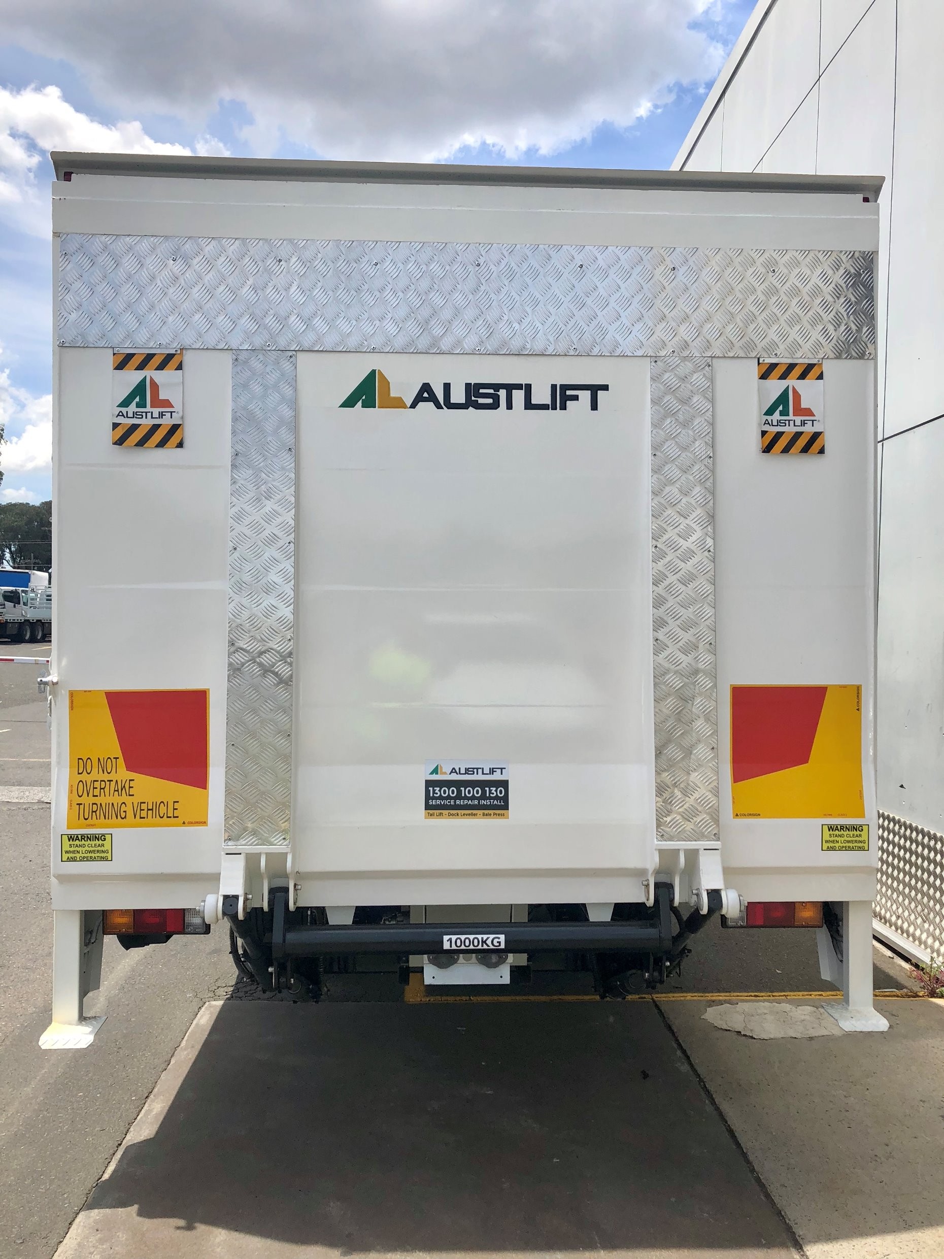 2018 FUSO CANTER 918 FECX1KR4SFAD WIDE XXLWB TRUCK MANUAL PANTECH