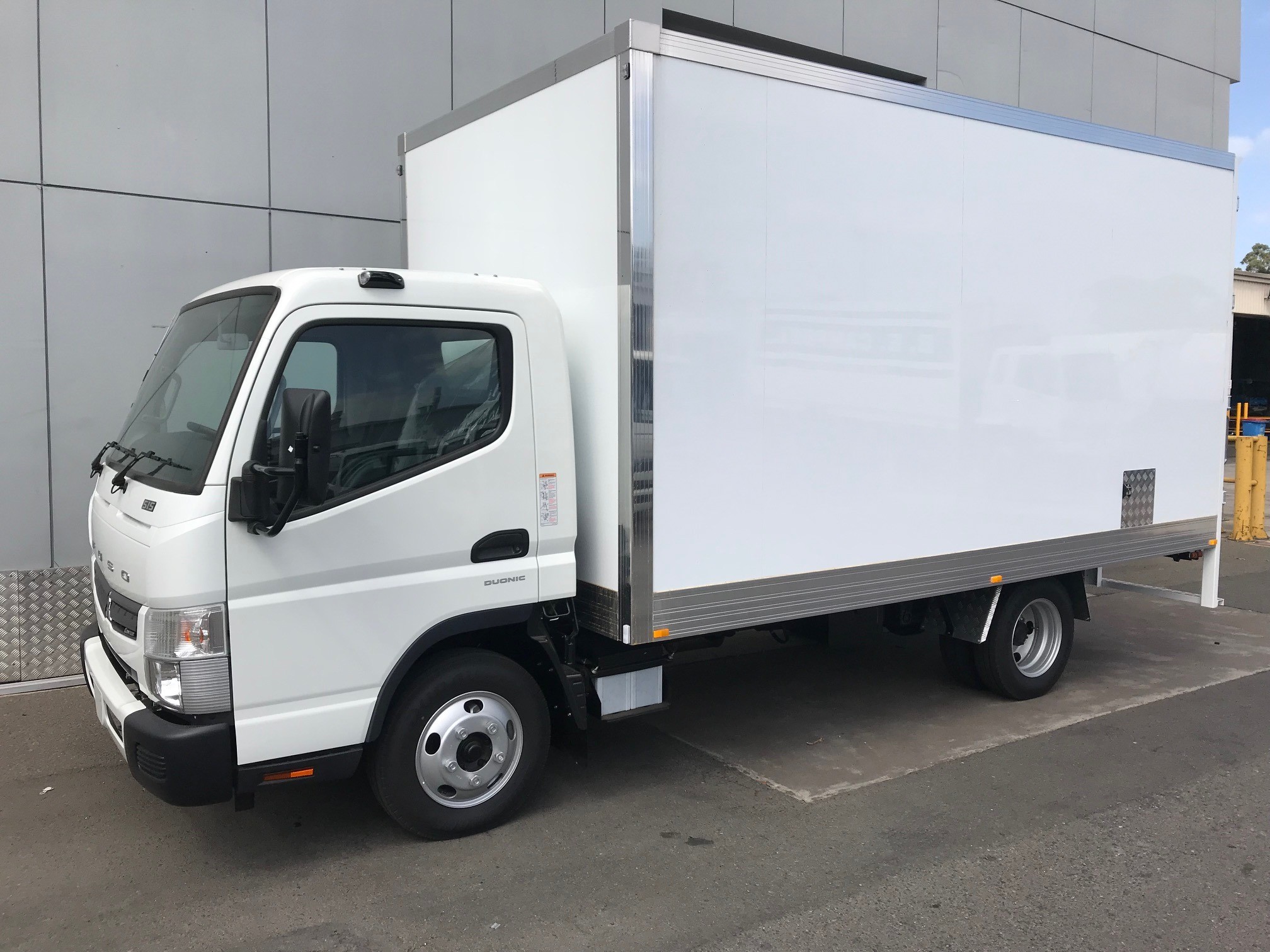 2017 FUSO CANTER 515 FEB21ER3SFAC AUTOMATIC PANTECH